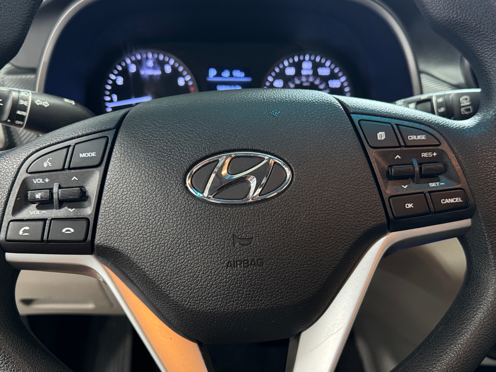 Thumbnail: 2019 Hyundai Tucson - 5