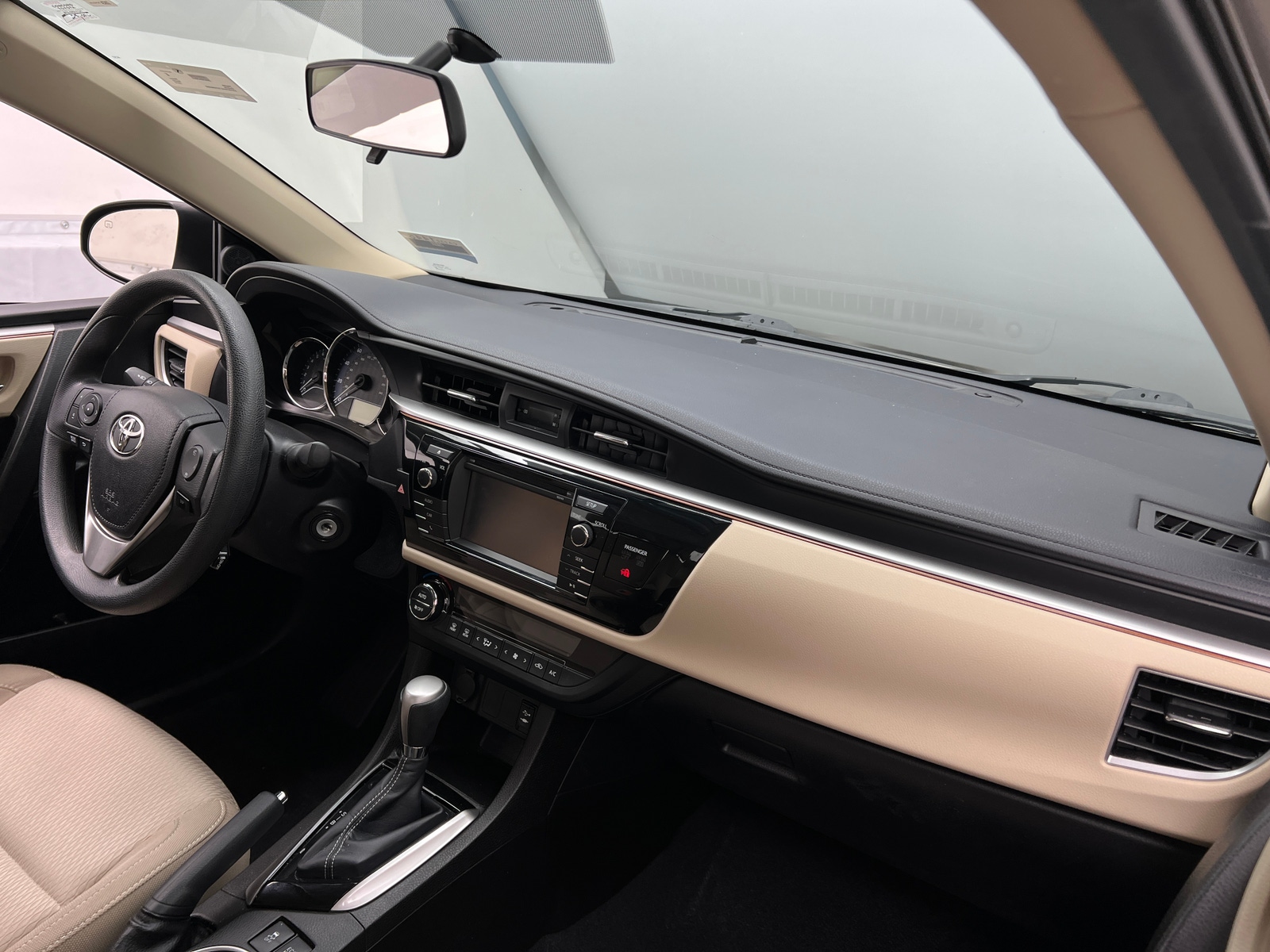 Thumbnail: 2014 Toyota Corolla - 3