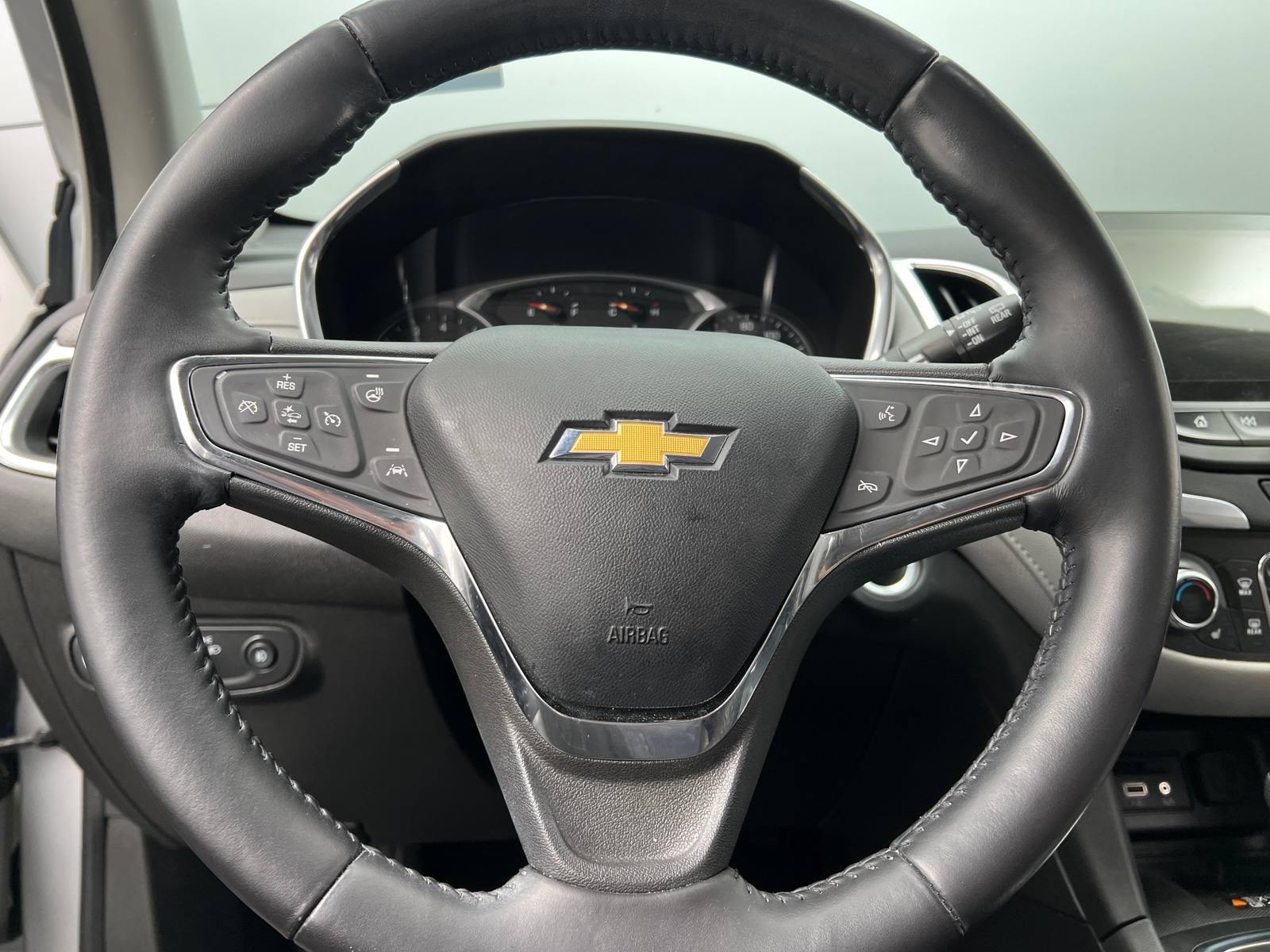Thumbnail: 2021 Chevrolet Equinox - 5