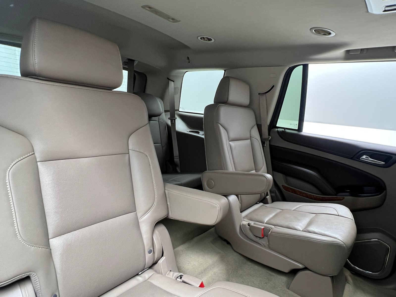 Thumbnail: 2016 Chevrolet Tahoe - 5
