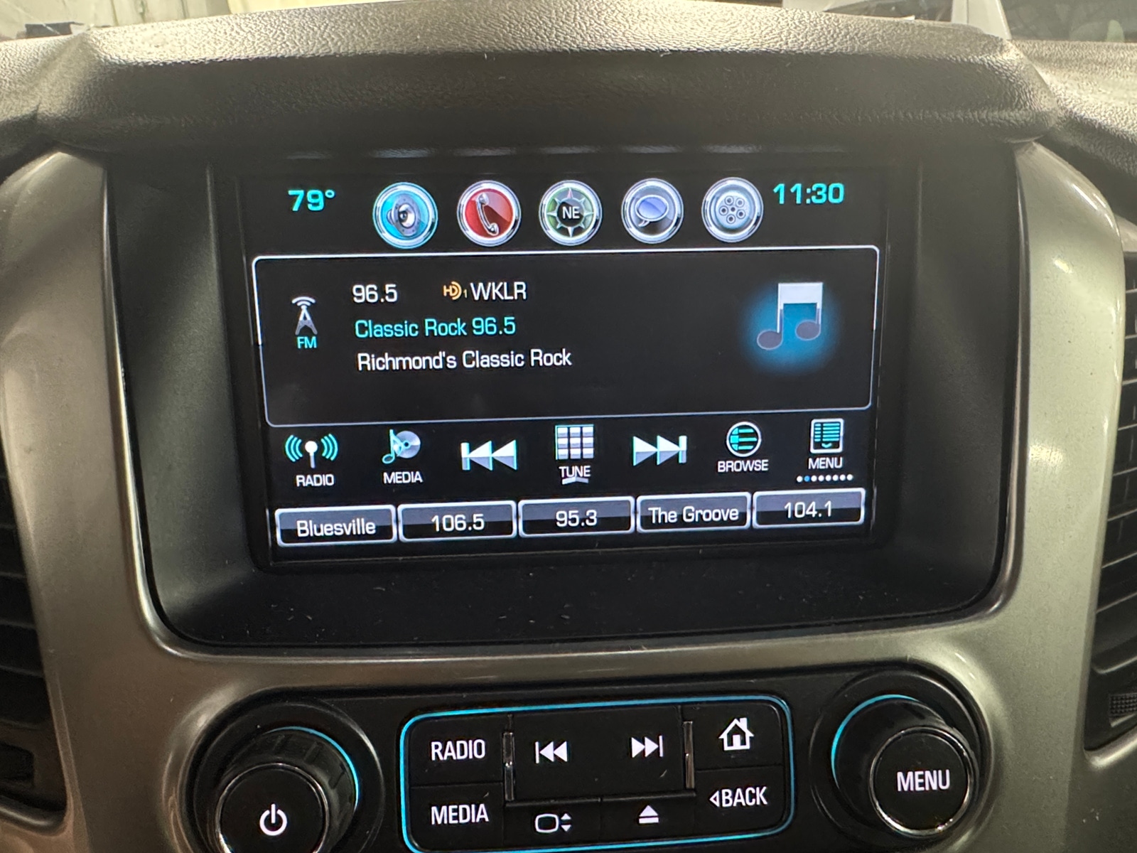 Thumbnail: 2016 Chevrolet Tahoe - 3