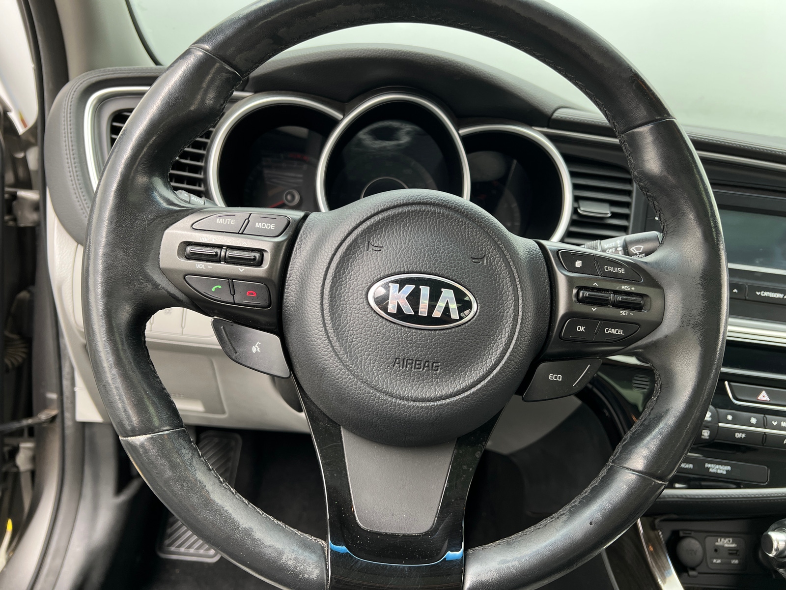 Thumbnail: 2015 Kia Optima - 4