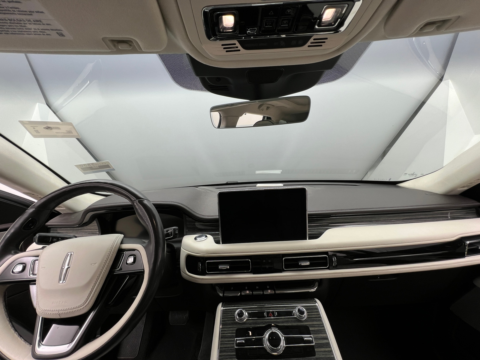Thumbnail: 2023 Lincoln Aviator - 2