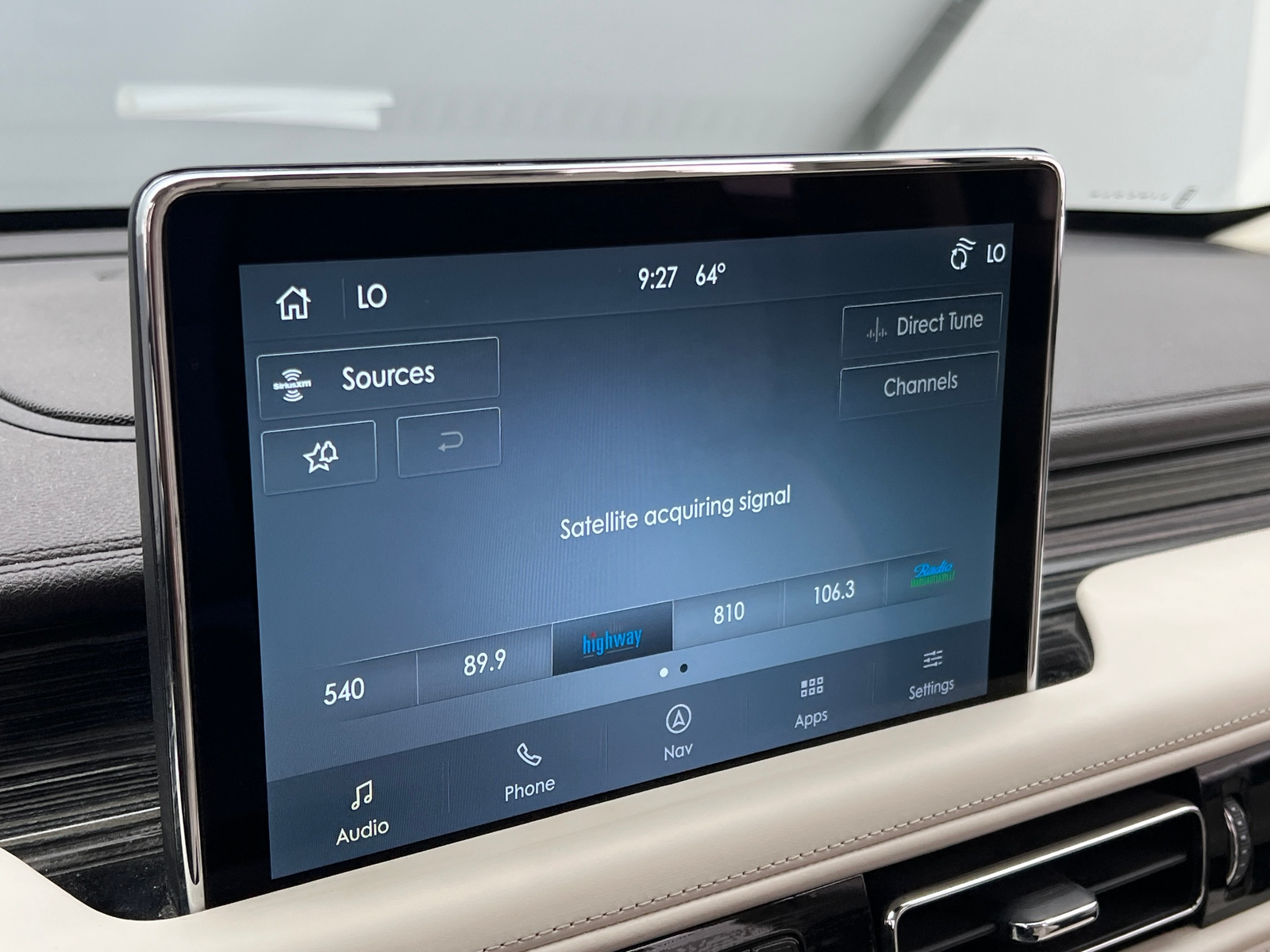 Thumbnail: 2023 Lincoln Aviator - 3