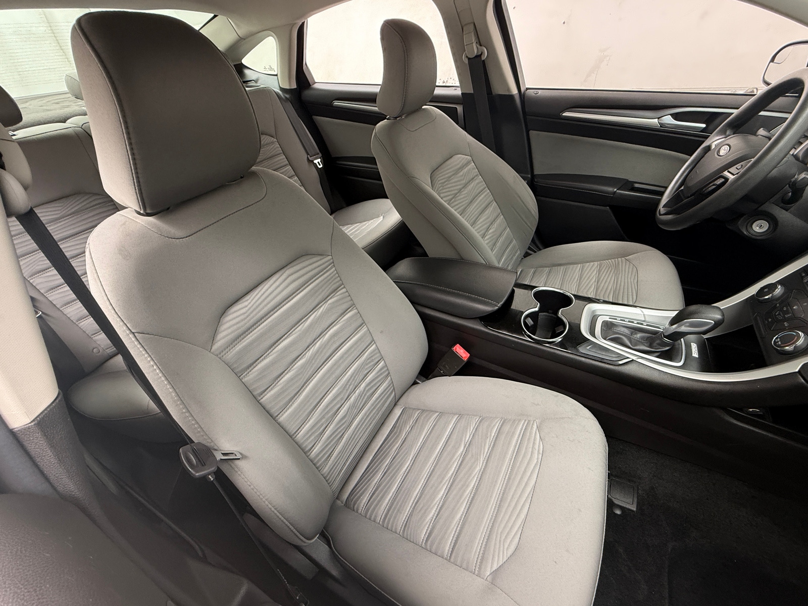 Thumbnail: 2016 Ford Fusion - 2
