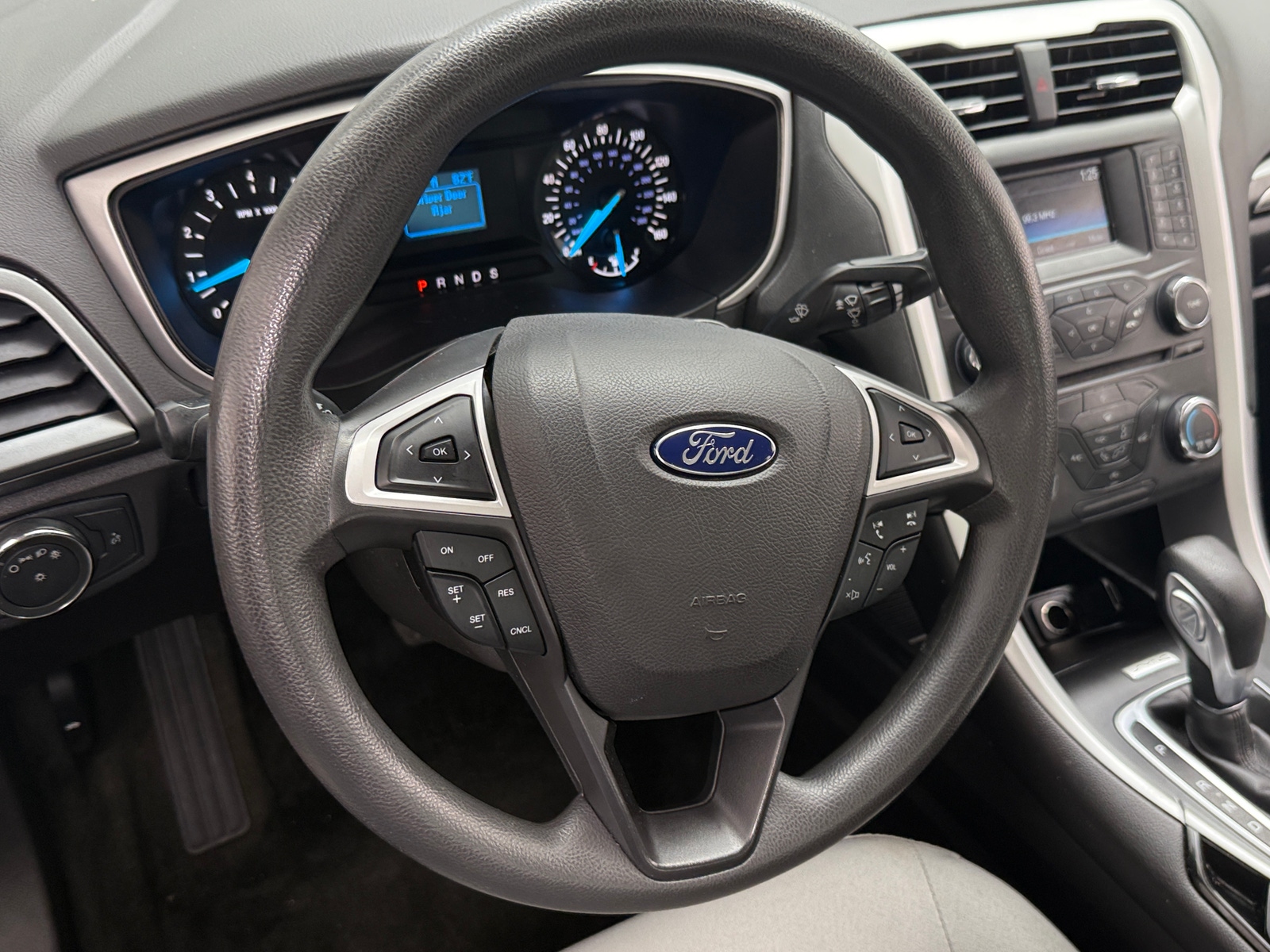 Thumbnail: 2016 Ford Fusion - 5