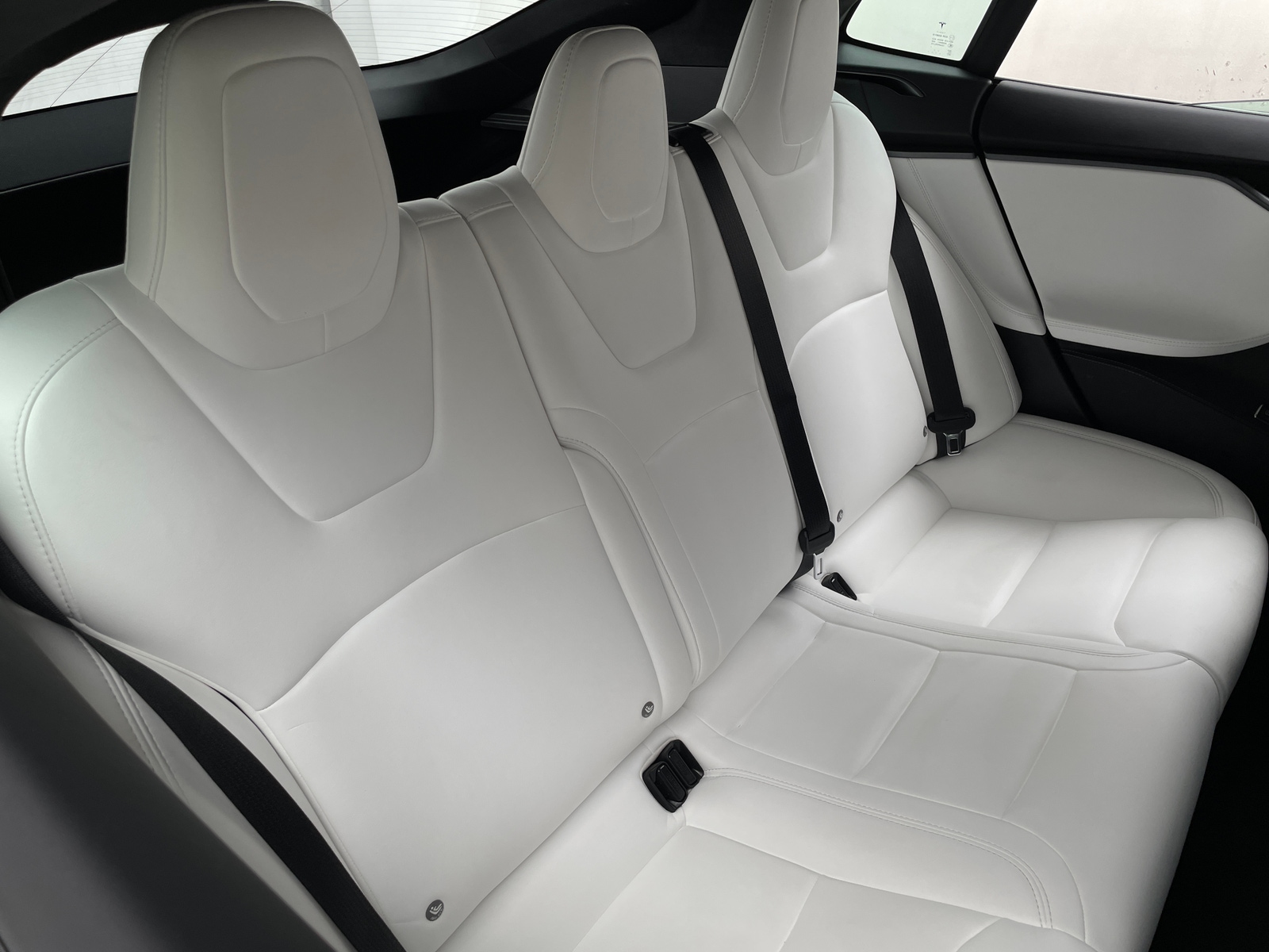 Thumbnail: 2018 Tesla Model S - 4
