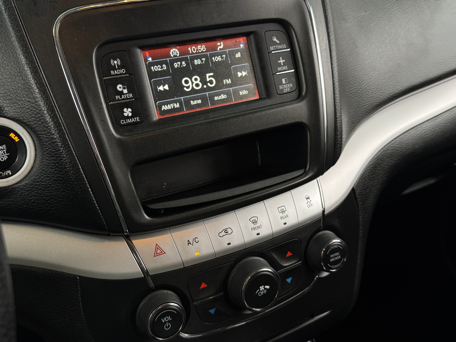 Thumbnail: 2018 Dodge Journey - 4