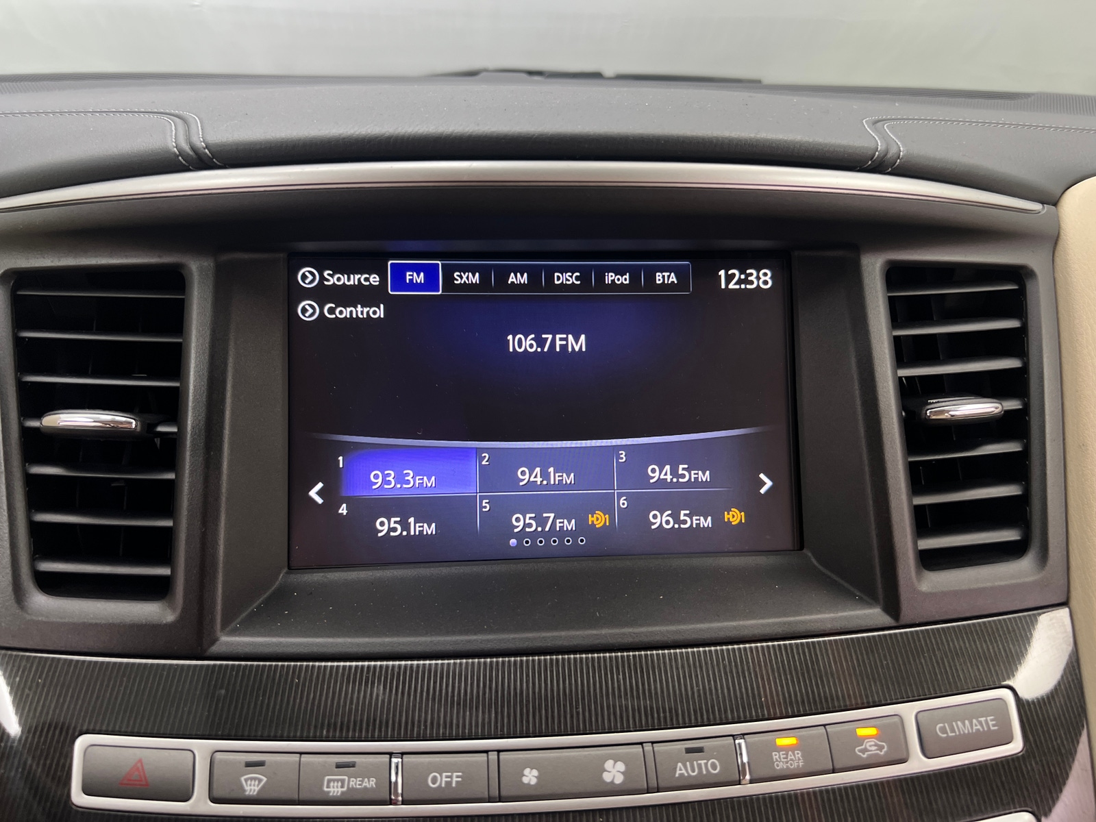 Thumbnail: 2018 INFINITI QX60 - 3