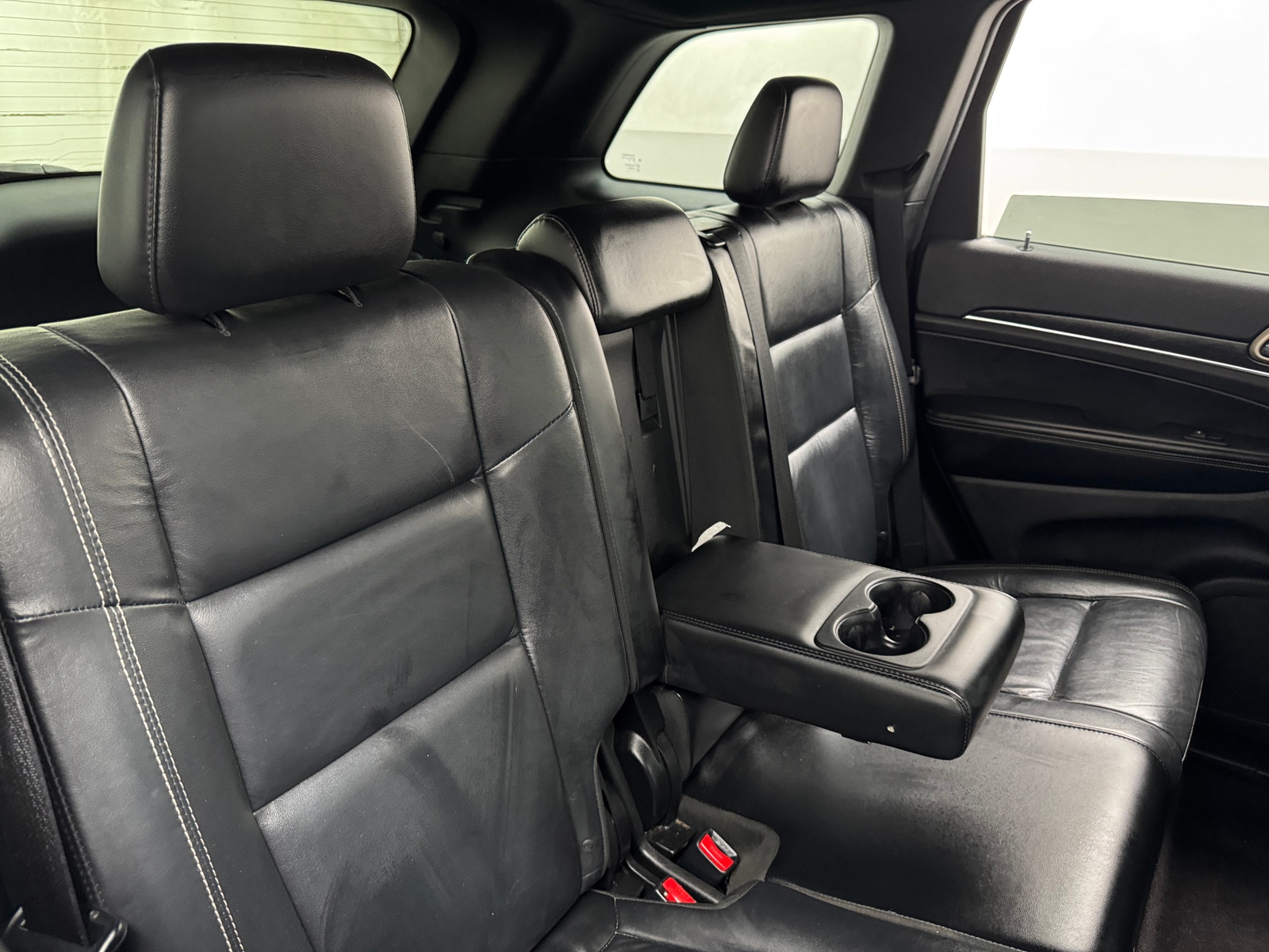 Thumbnail: 2017 Jeep Grand Cherokee - 5
