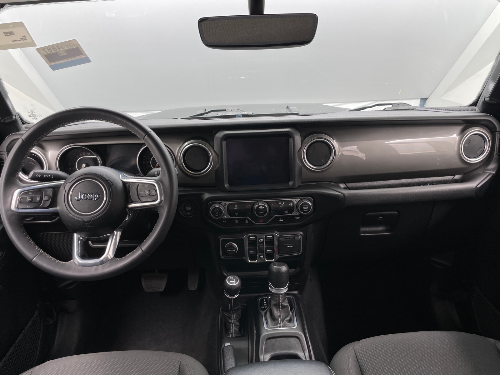 Thumbnail: 2023 Jeep Gladiator - 3
