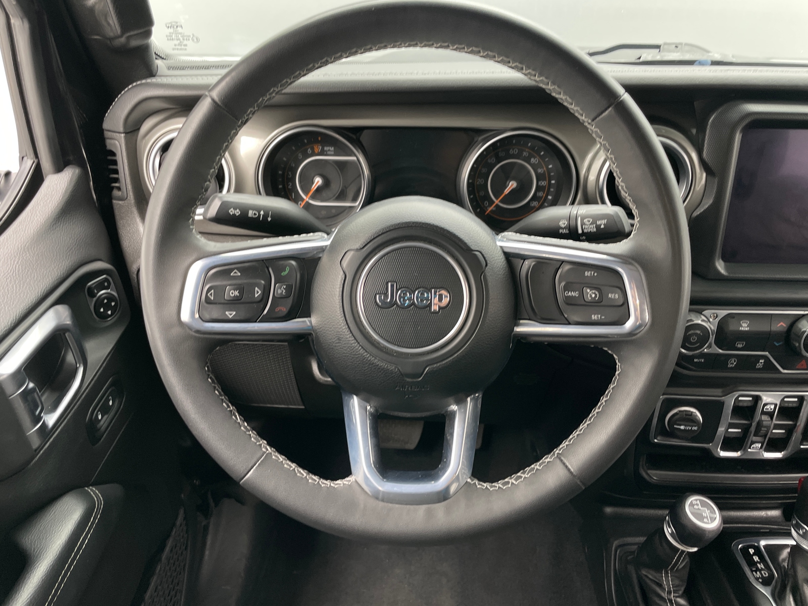 Thumbnail: 2023 Jeep Gladiator - 5
