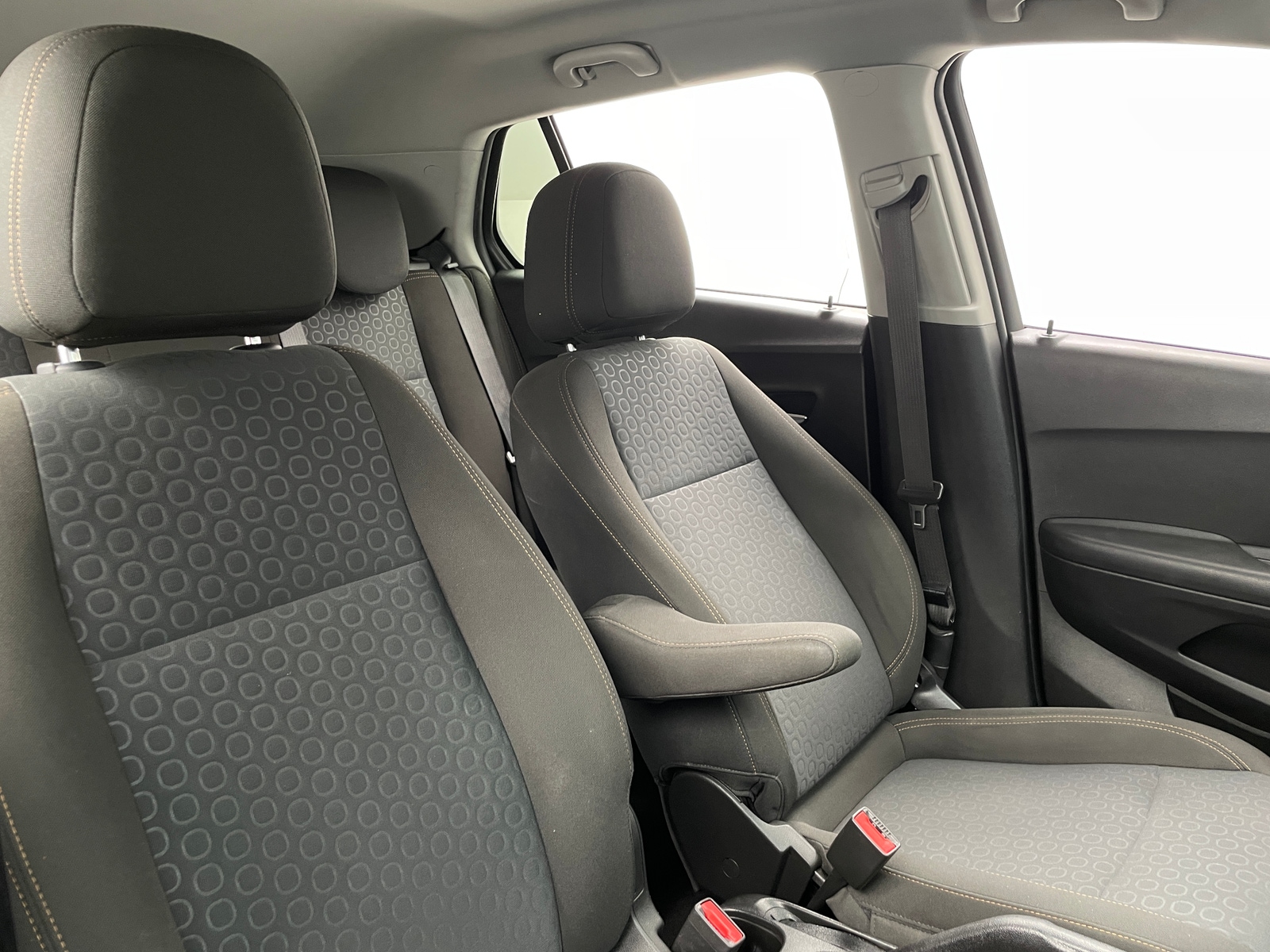 Thumbnail: 2020 Chevrolet Trax - 2
