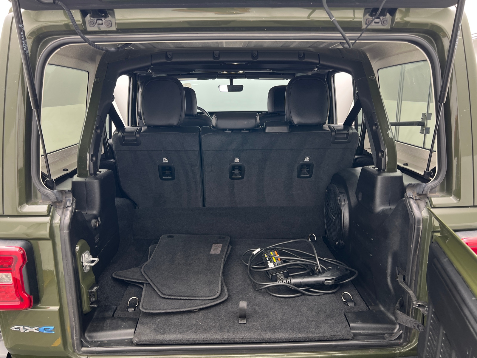 Thumbnail: 2021 Jeep Wrangler - 6
