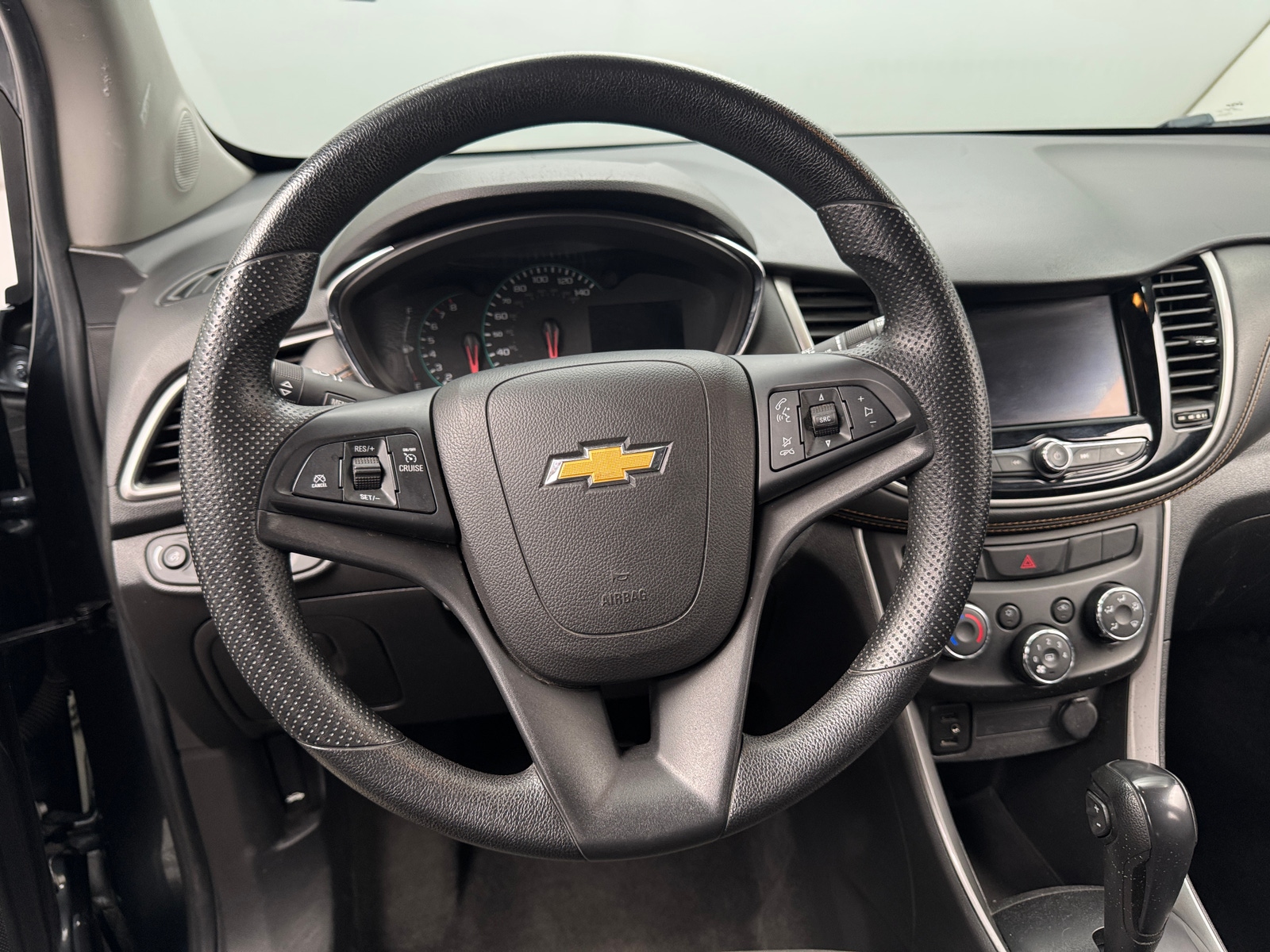 Thumbnail: 2021 Chevrolet Trax - 5