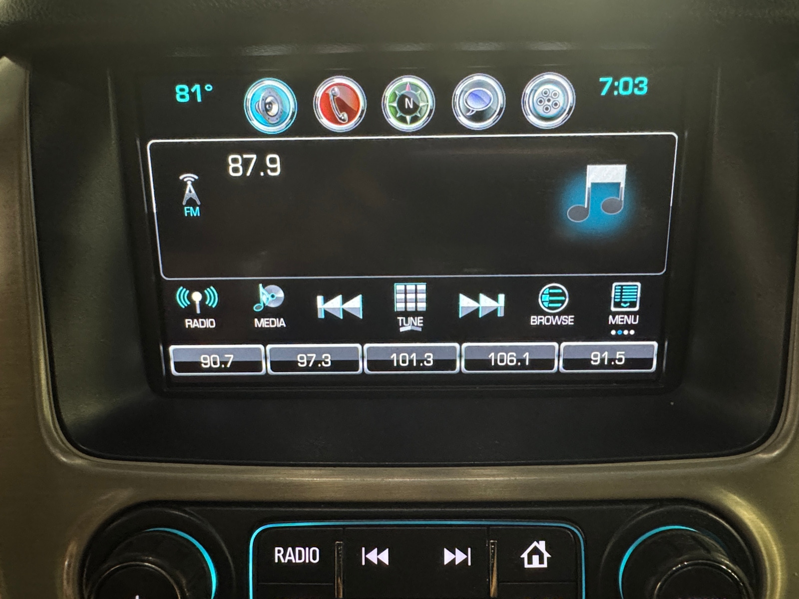 Thumbnail: 2018 GMC Yukon - 3