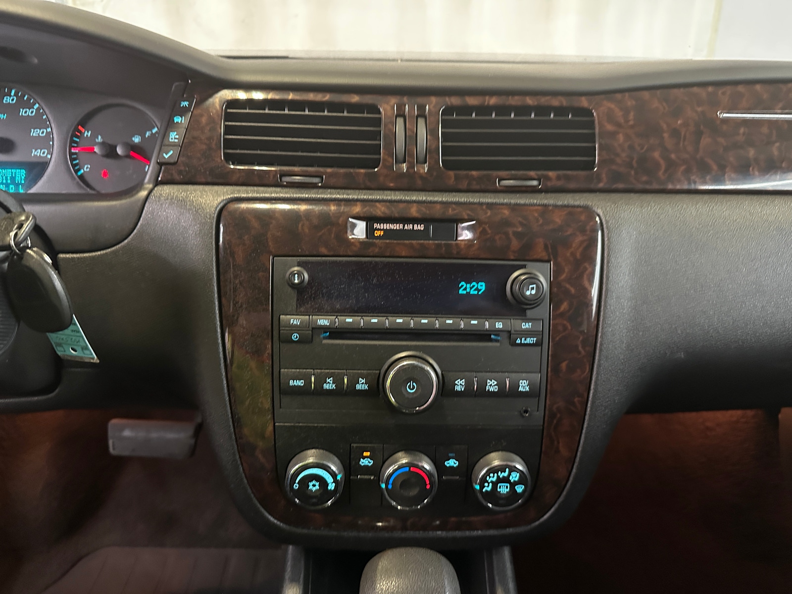 Thumbnail: 2015 Chevrolet Impala - 4