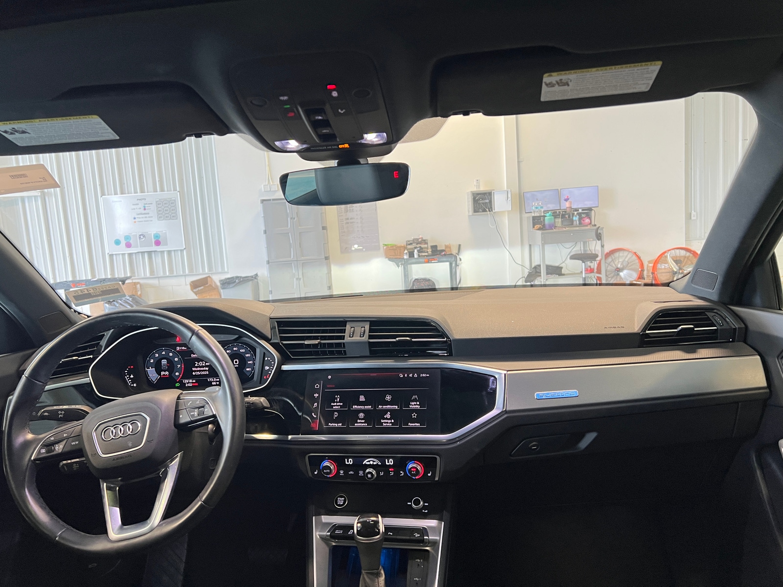 Thumbnail: 2023 Audi Q3 - 2