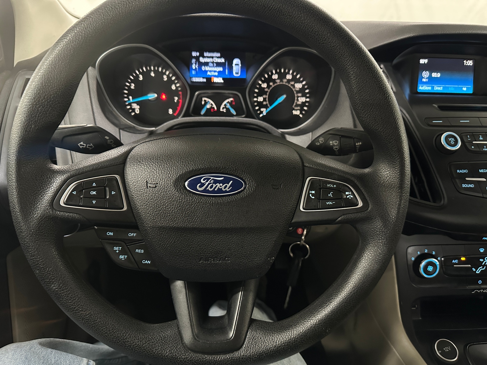 Thumbnail: 2015 Ford Focus - 5