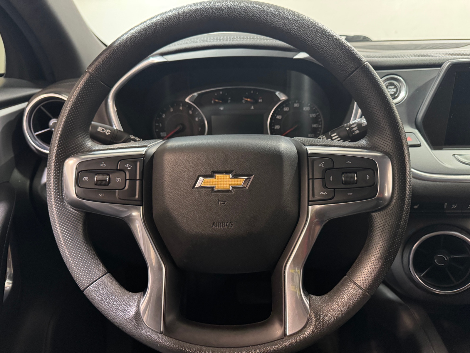 Thumbnail: 2021 Chevrolet Blazer - 5