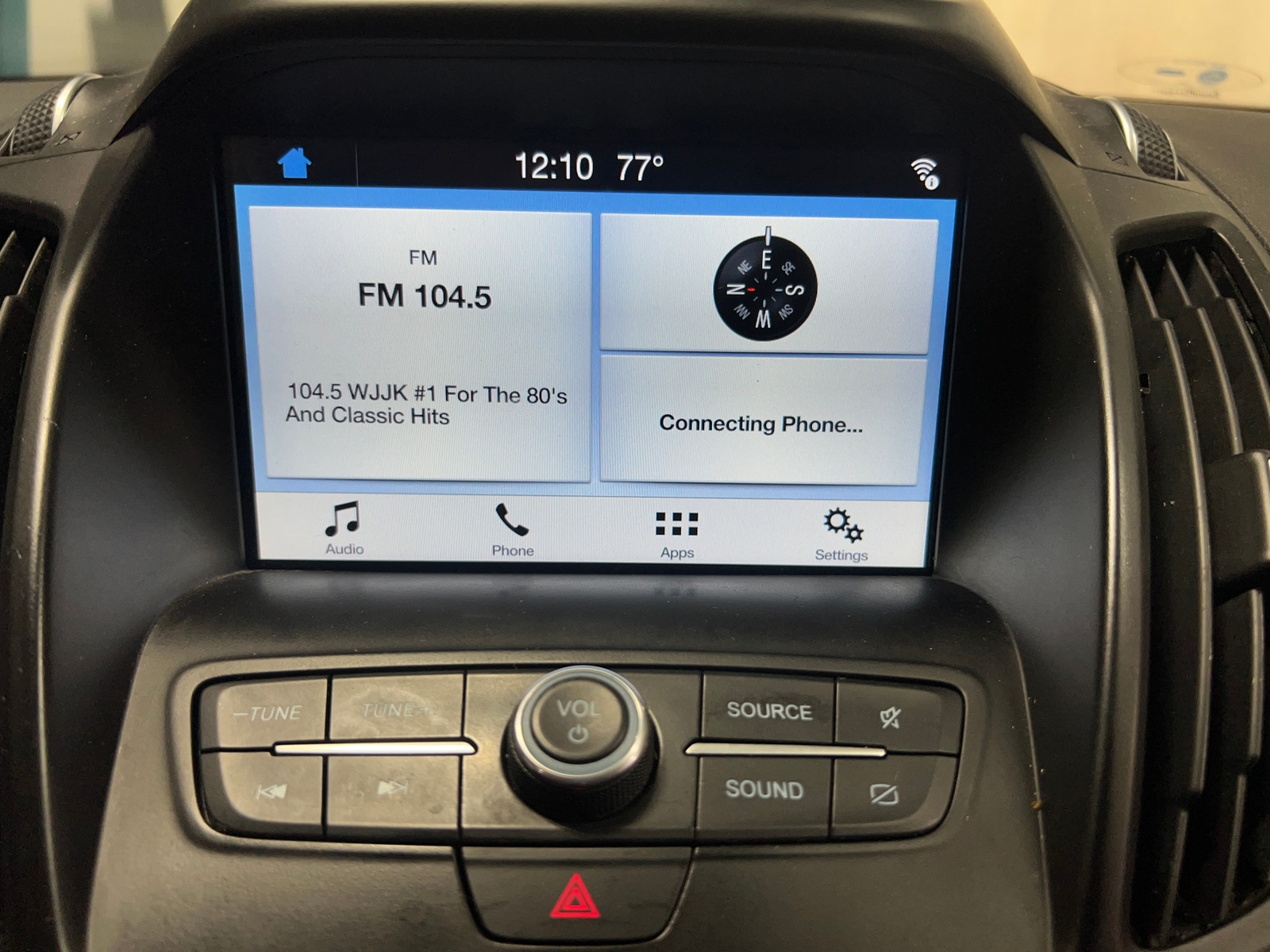 Thumbnail: 2019 Ford Escape - 3