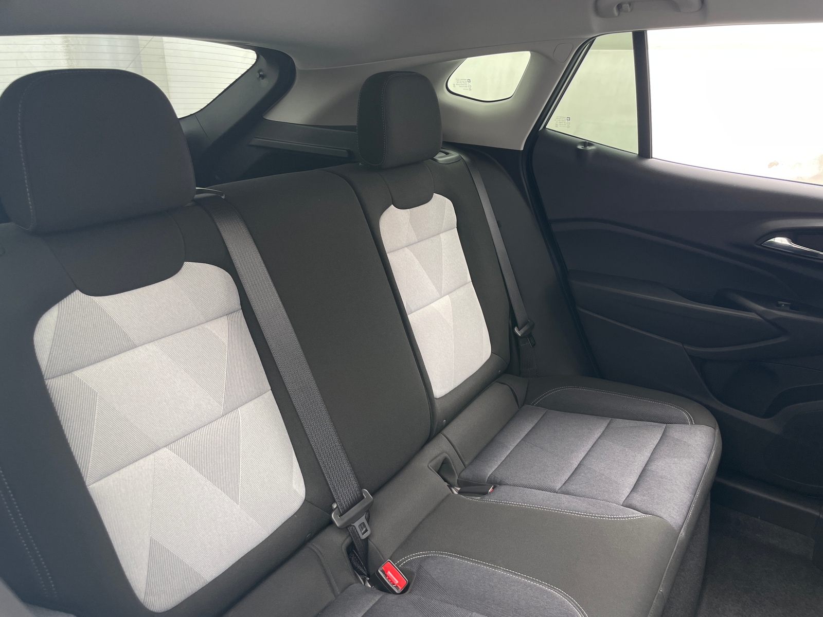 Thumbnail: 2025 Chevrolet Trax - 6