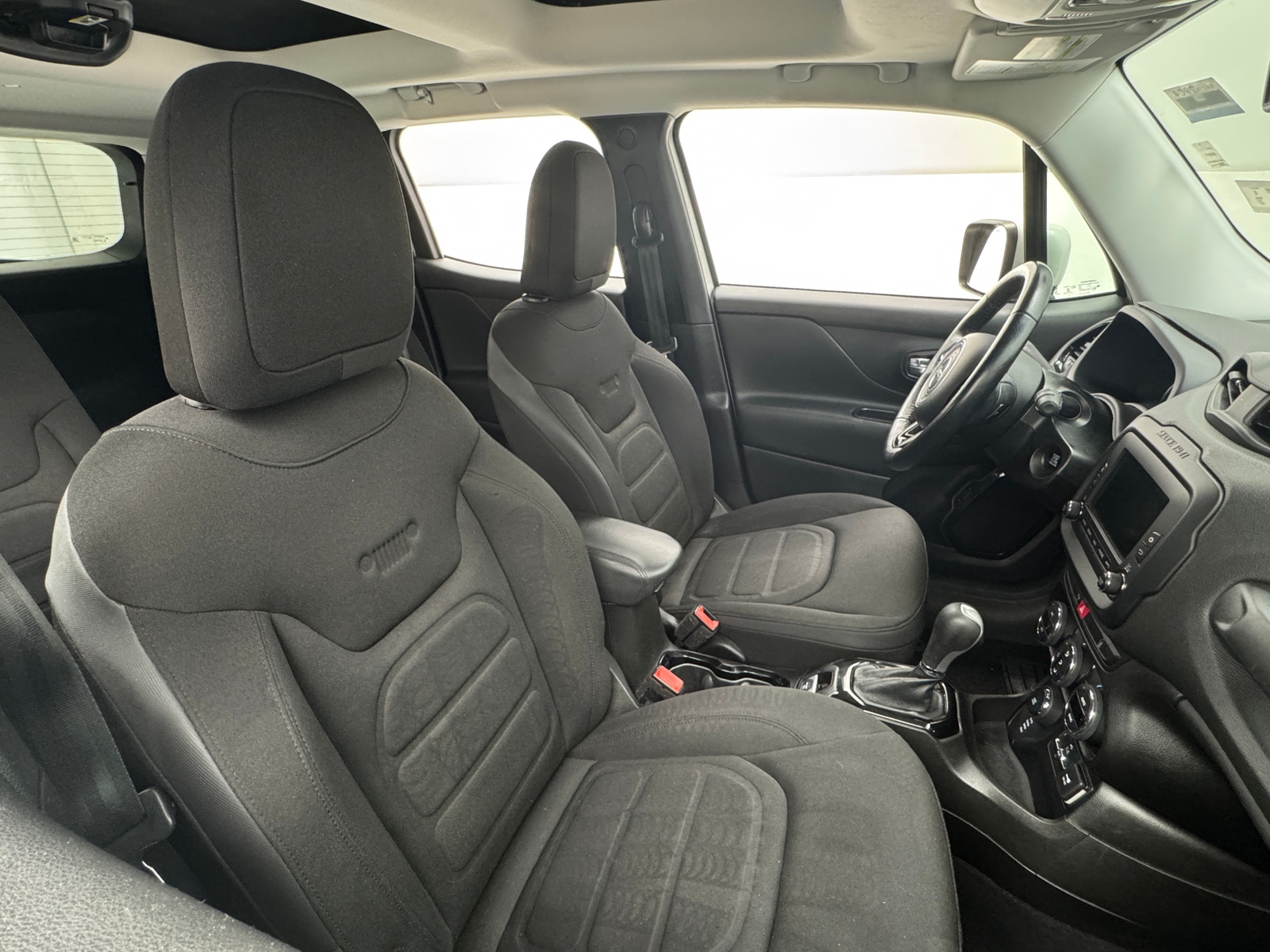 Thumbnail: 2017 Jeep Renegade - 2