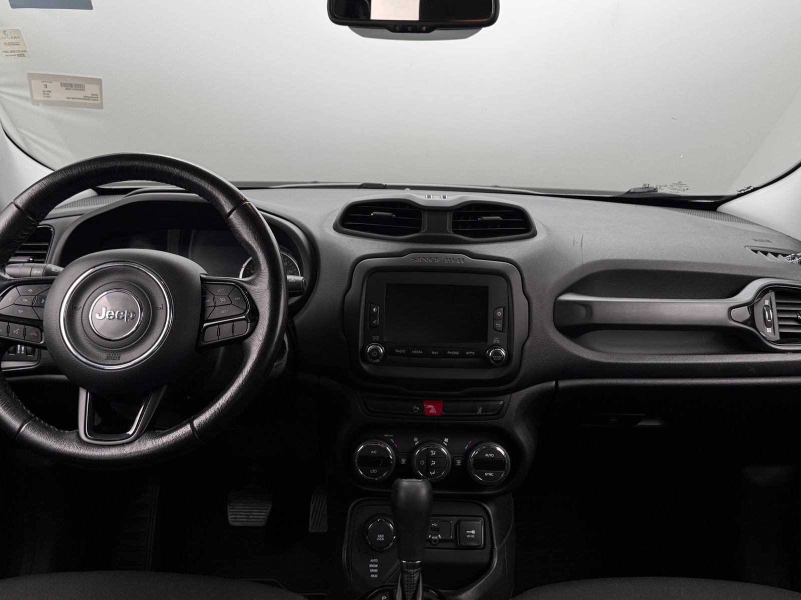 Thumbnail: 2017 Jeep Renegade - 3