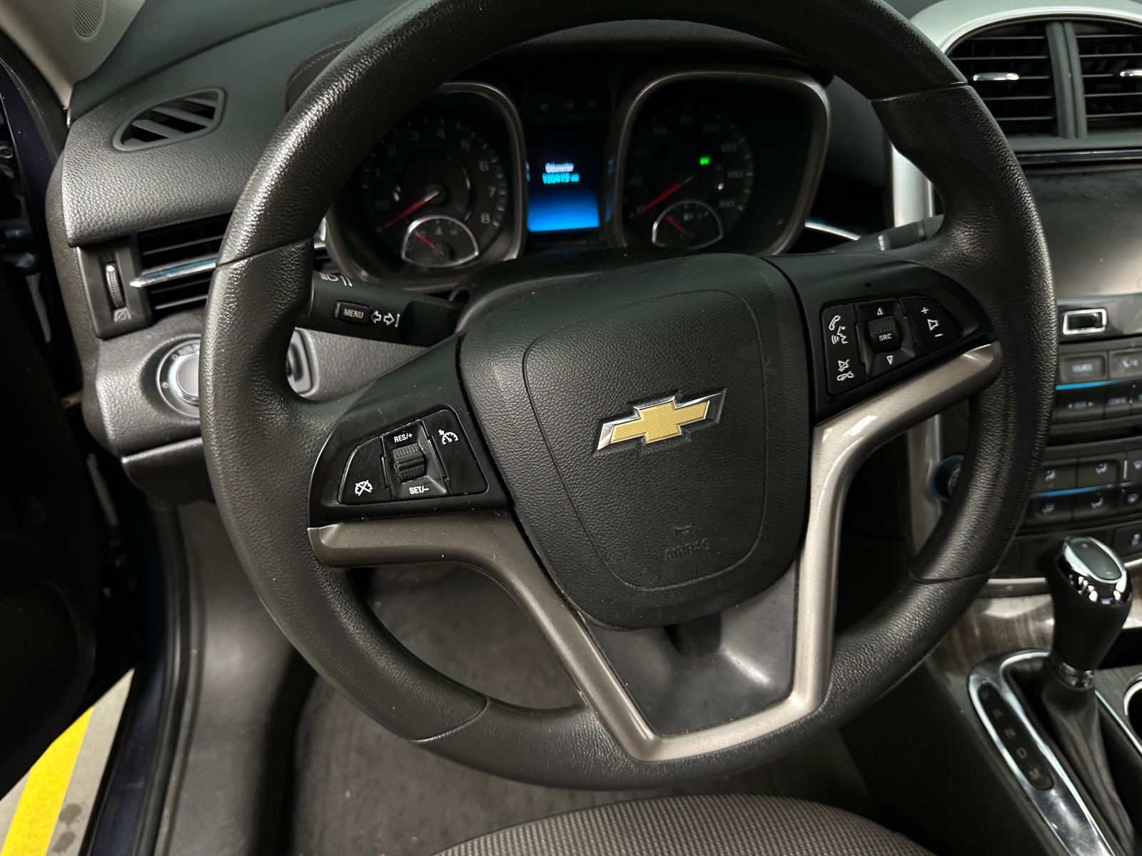 Thumbnail: 2015 Chevrolet Malibu - 4