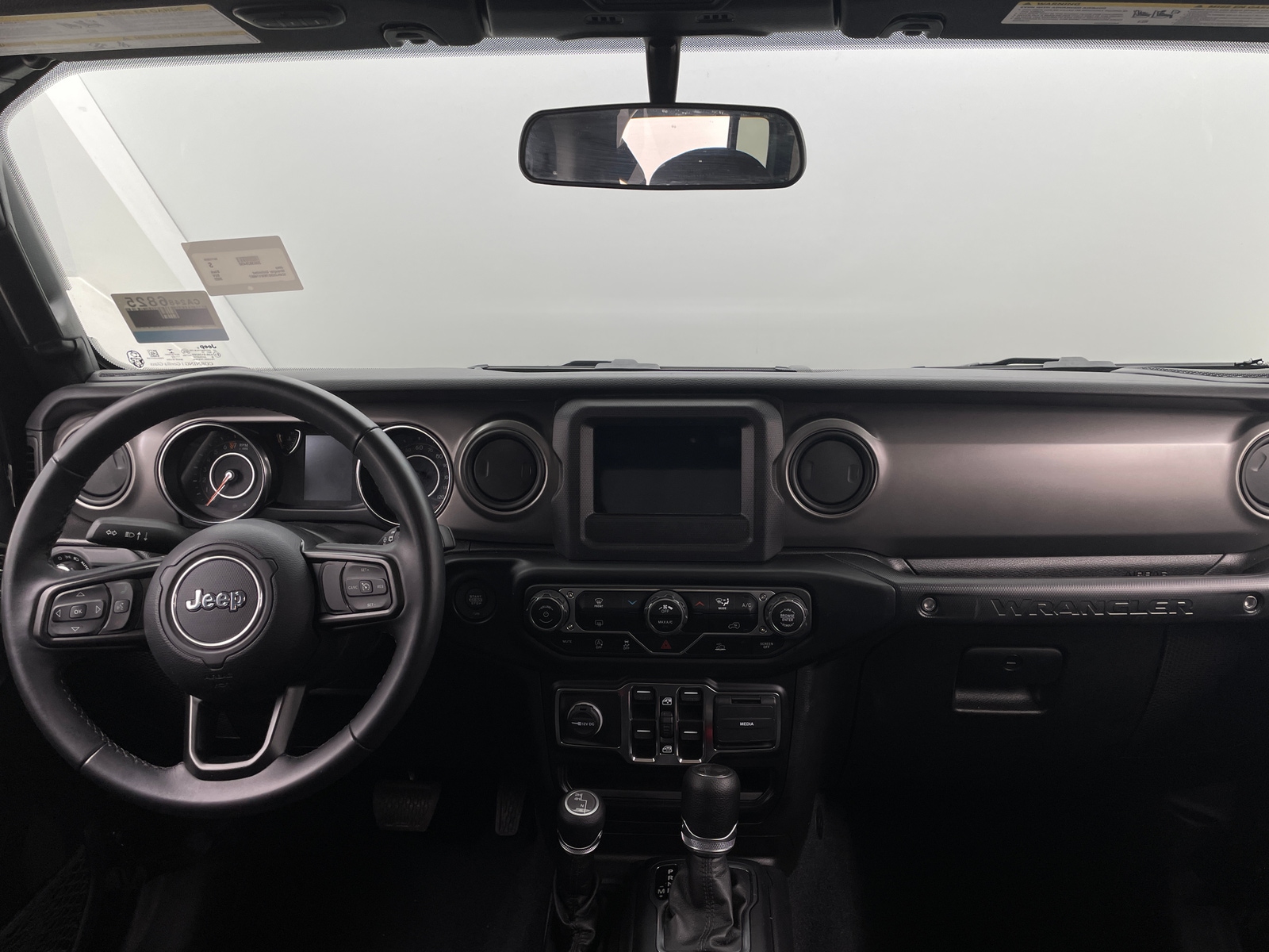 Thumbnail: 2022 Jeep Wrangler - 3