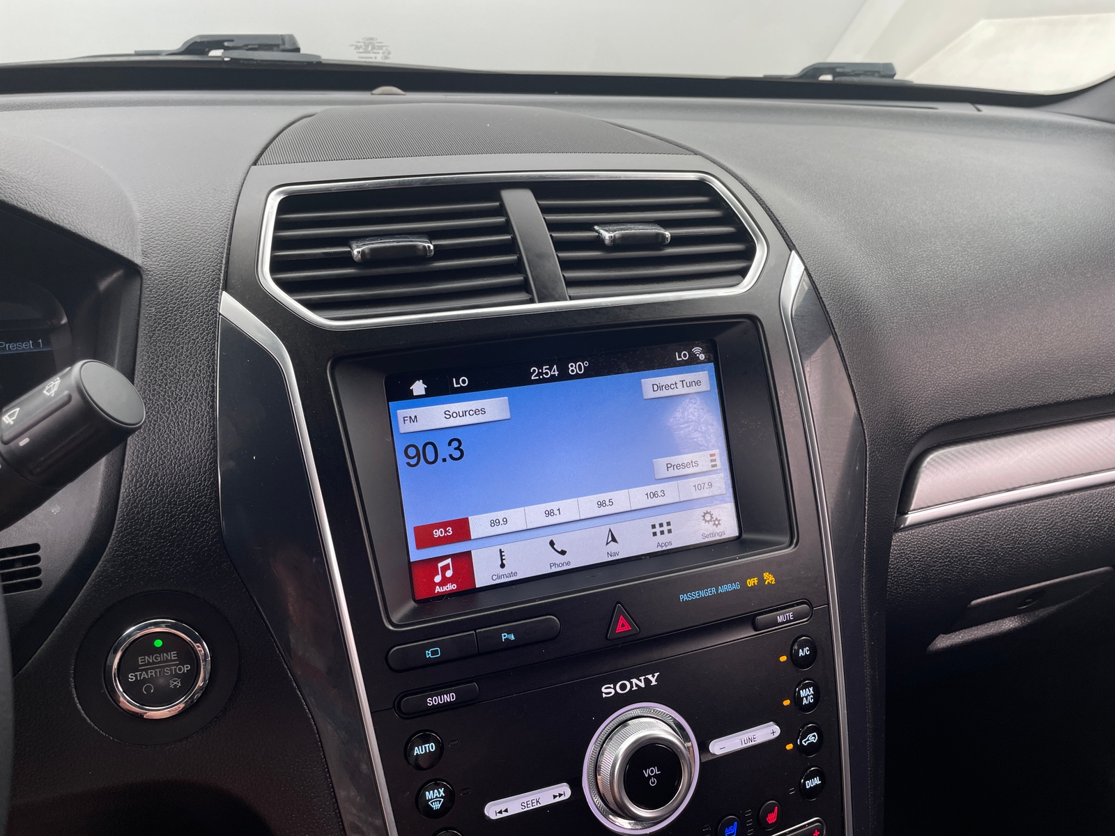 Thumbnail: 2019 Ford Explorer - 3