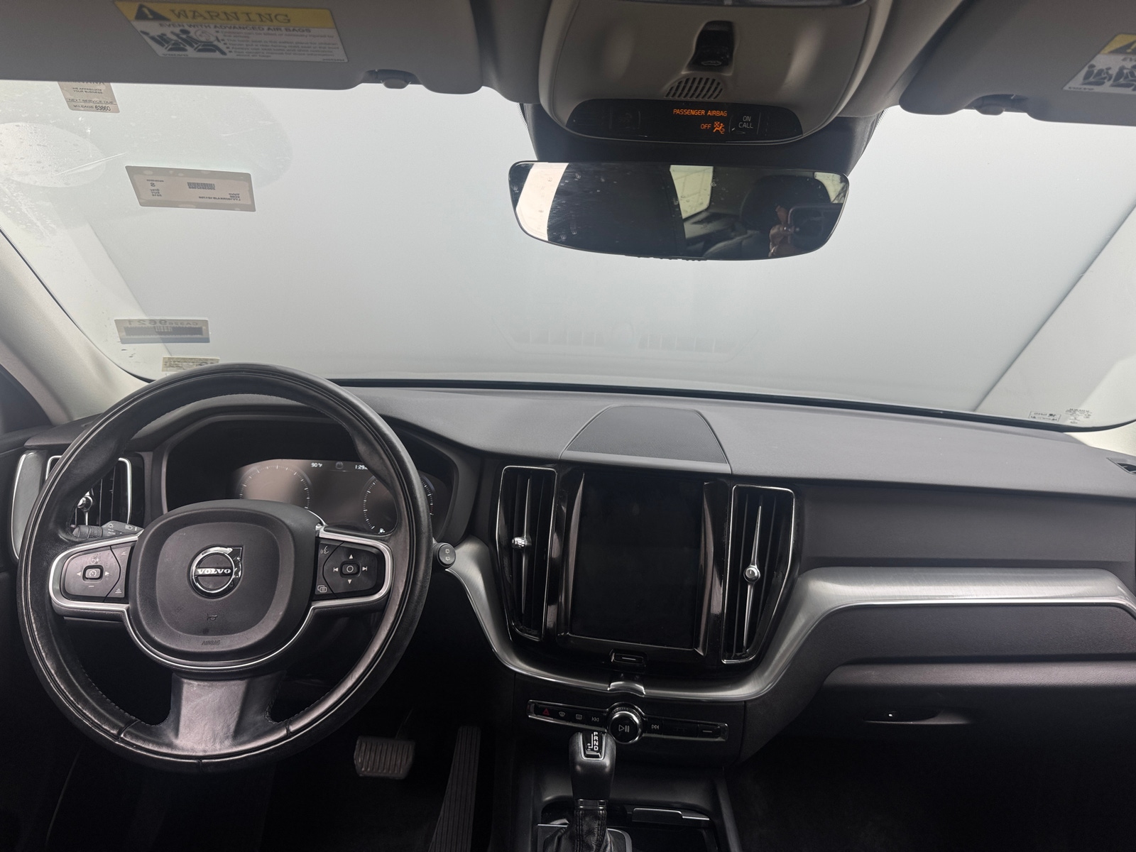 Thumbnail: 2018 Volvo XC60 - 2