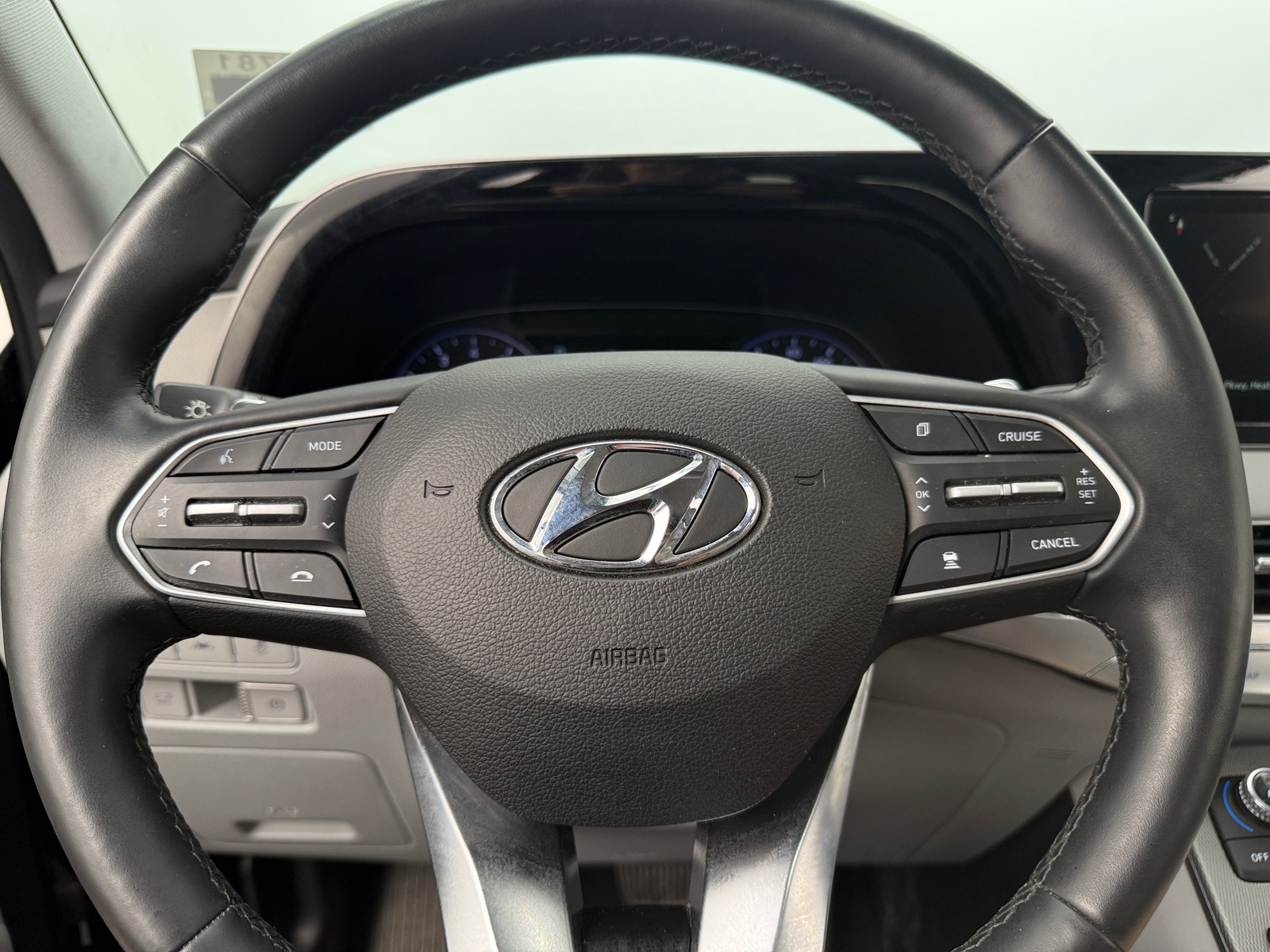 Thumbnail: 2022 Hyundai Palisade - 4
