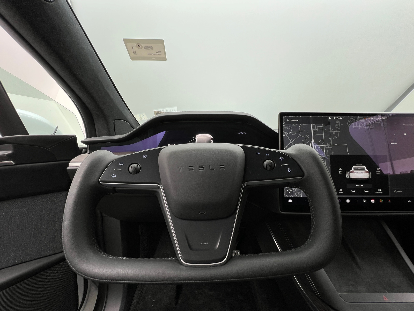 Thumbnail: 2022 Tesla Model X - 4