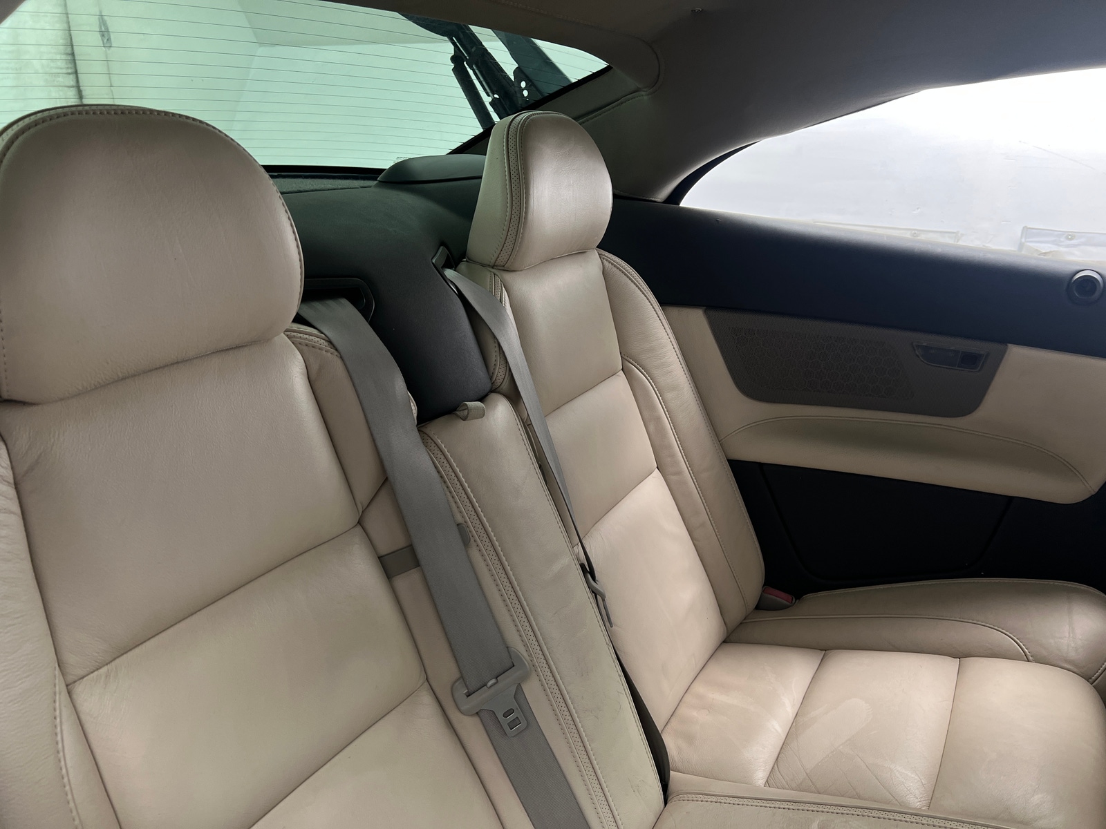 Thumbnail: 2011 Volvo C70 - 5