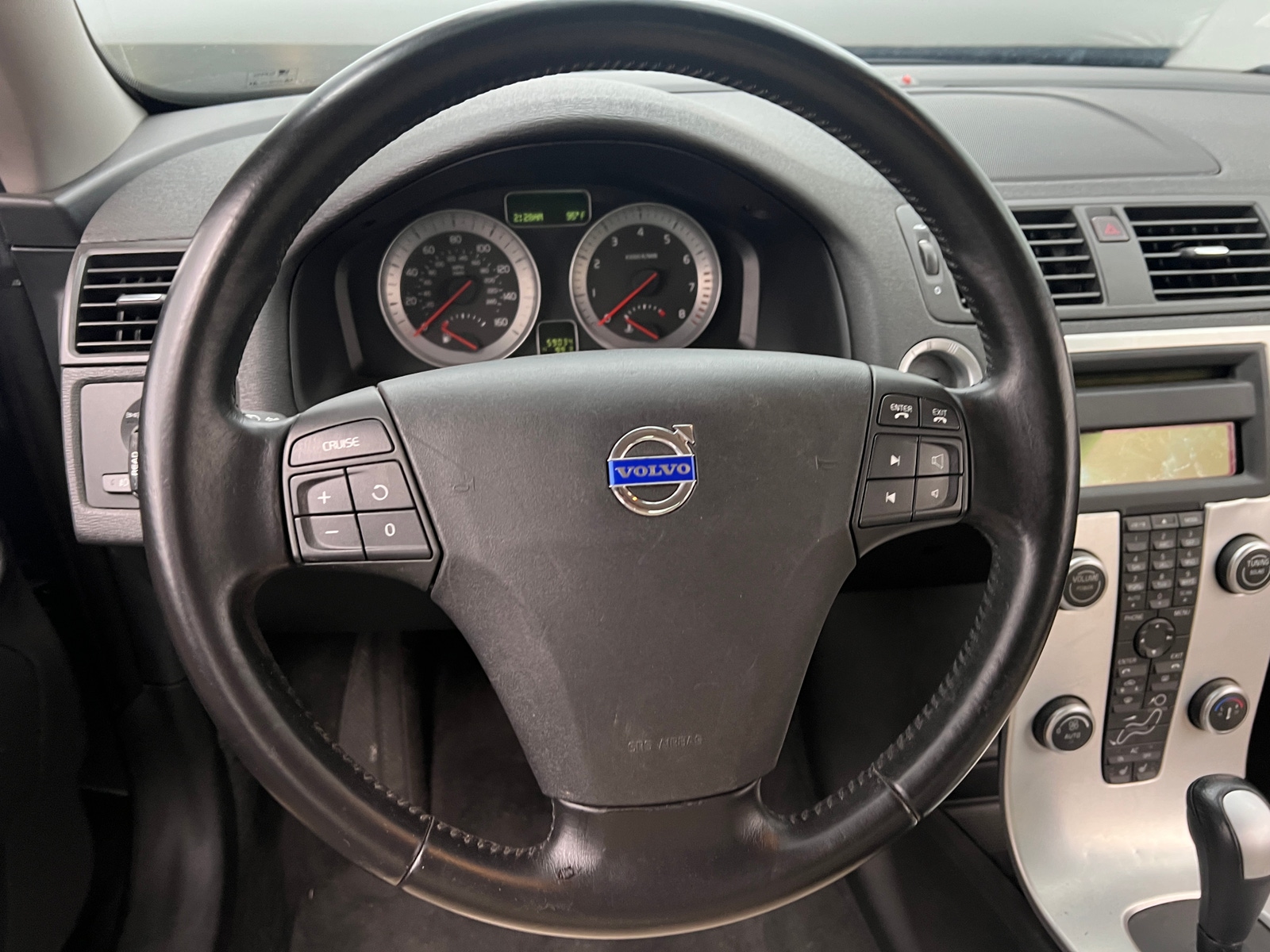 Thumbnail: 2011 Volvo C70 - 4