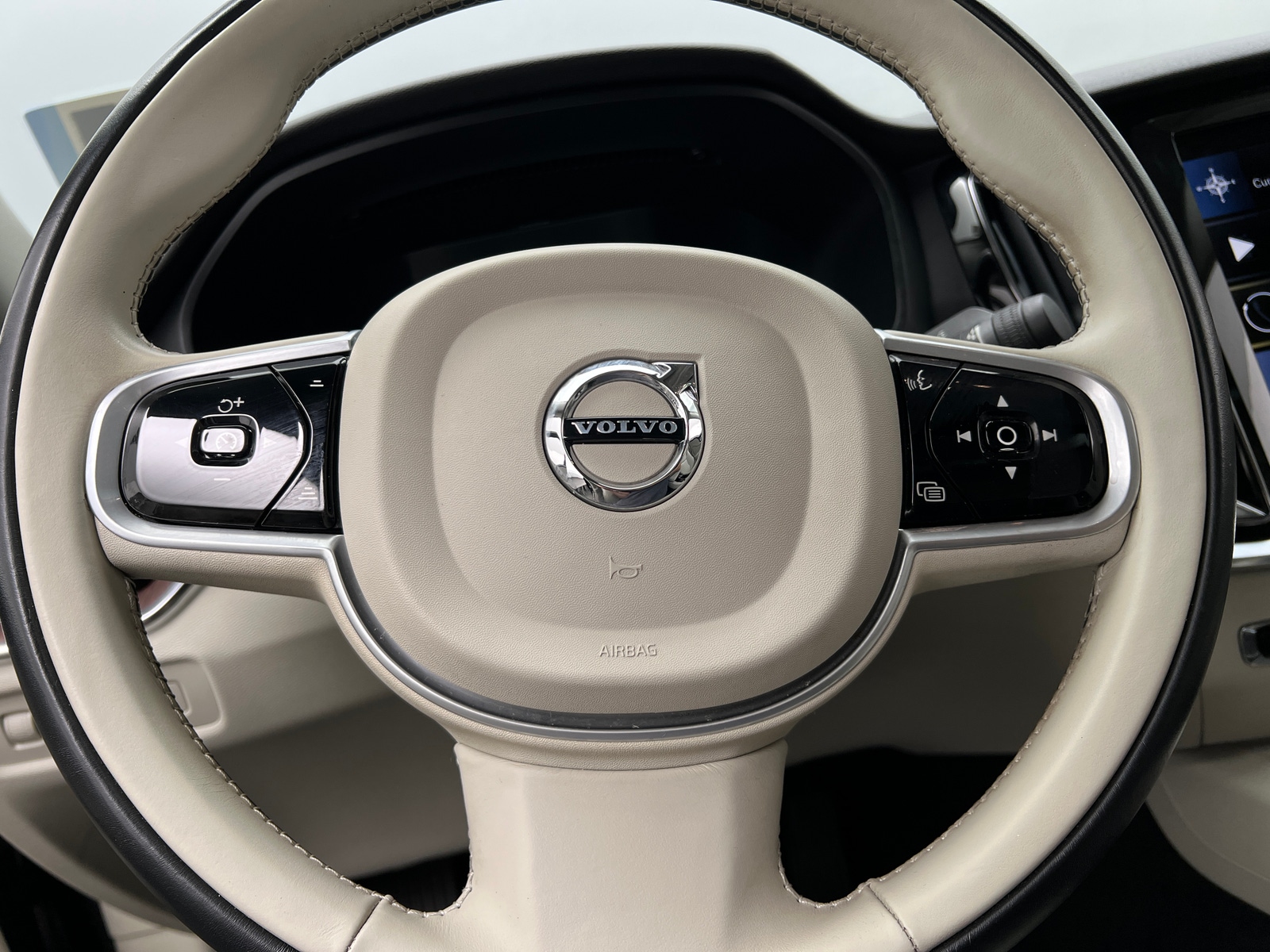 Thumbnail: 2021 Volvo S60 - 4