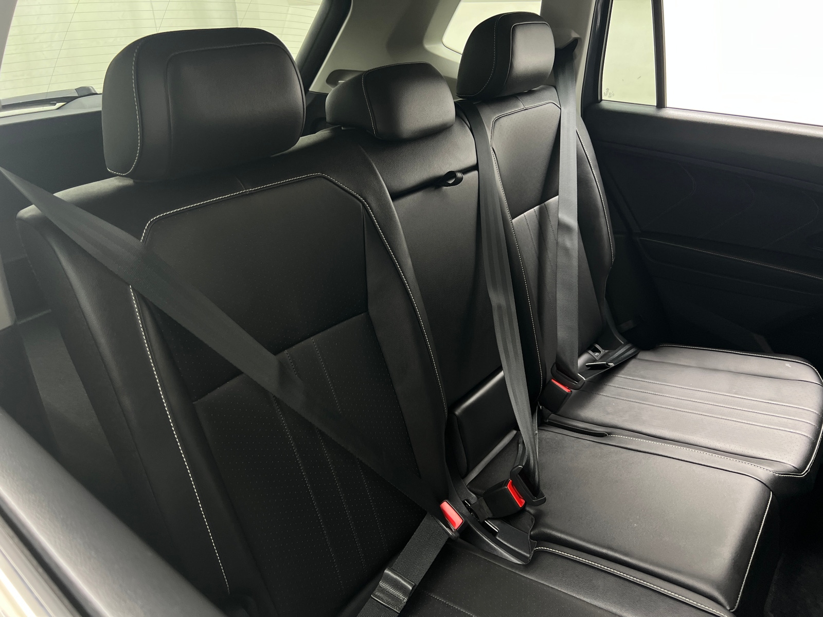 Thumbnail: 2024 Volkswagen Tiguan - 5