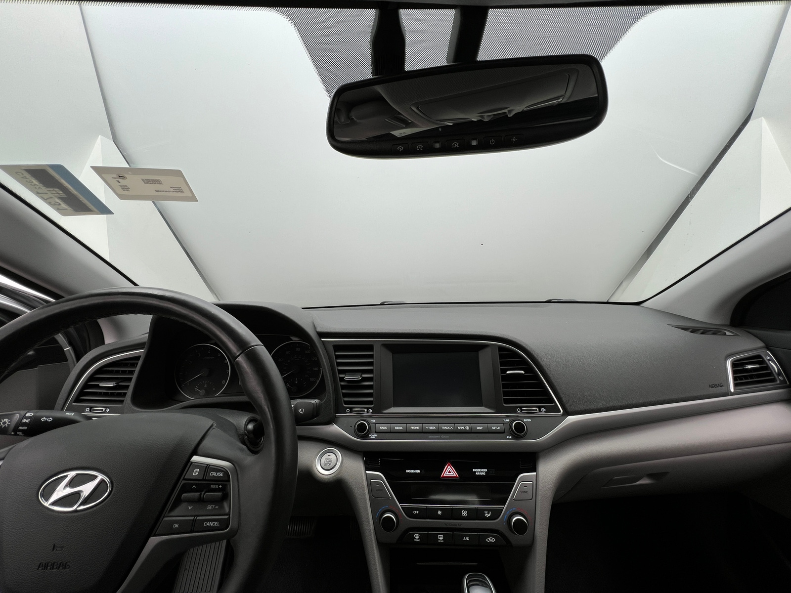 Thumbnail: 2018 Hyundai Elantra - 3