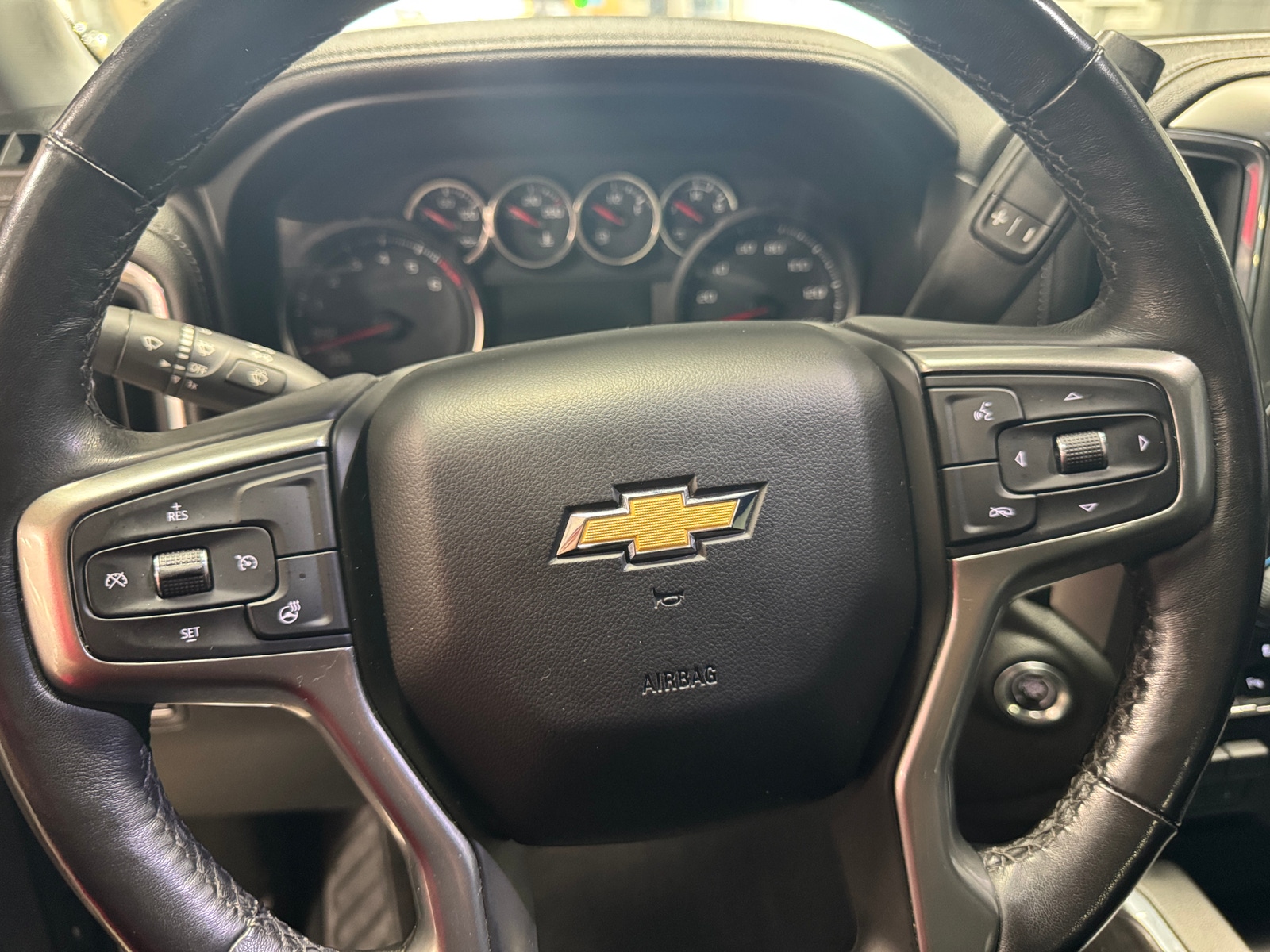 Thumbnail: 2021 Chevrolet Silverado 1500 - 5