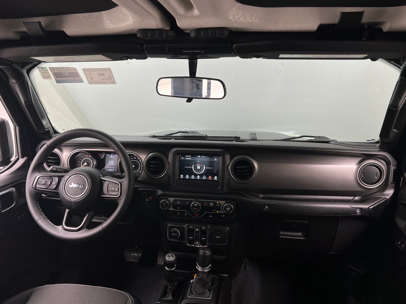 Thumbnail: 2023 Jeep Gladiator - 2