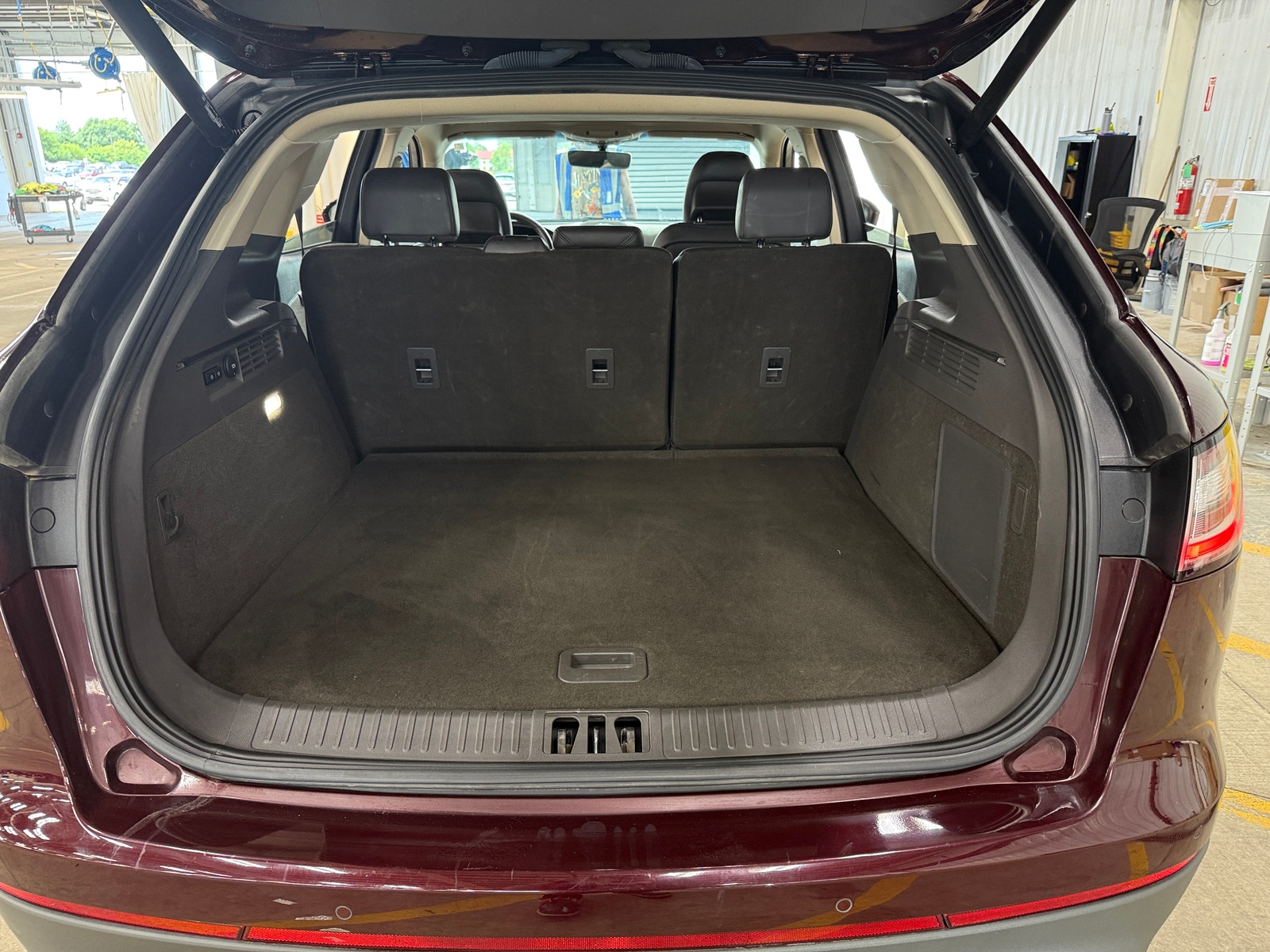 Thumbnail: 2019 Lincoln Nautilus - 6