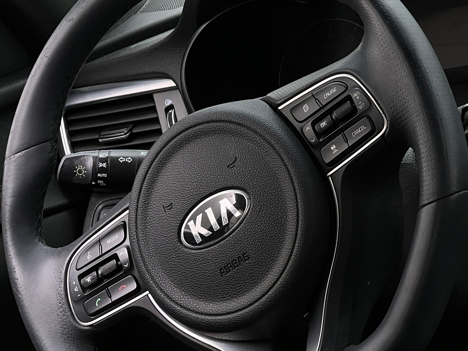 Thumbnail: 2016 Kia Optima - 4