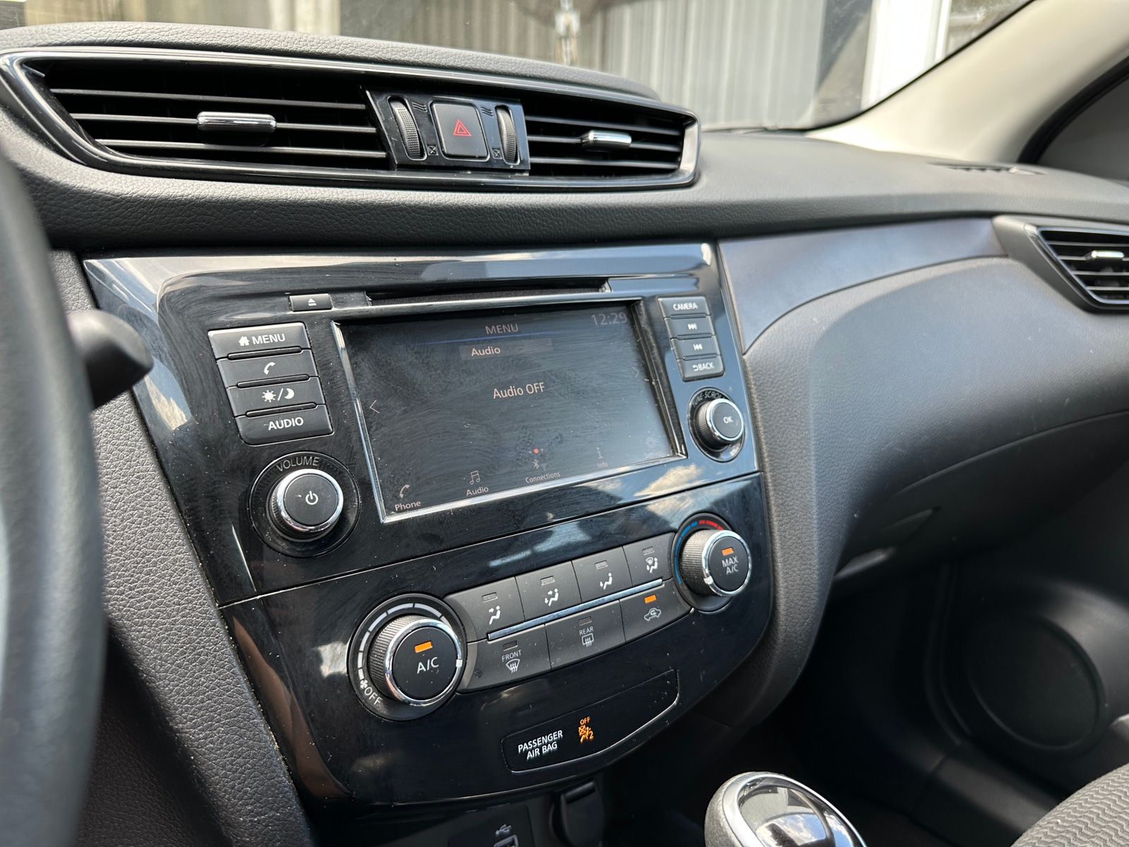 Thumbnail: 2021 Nissan Rogue Sport - 4