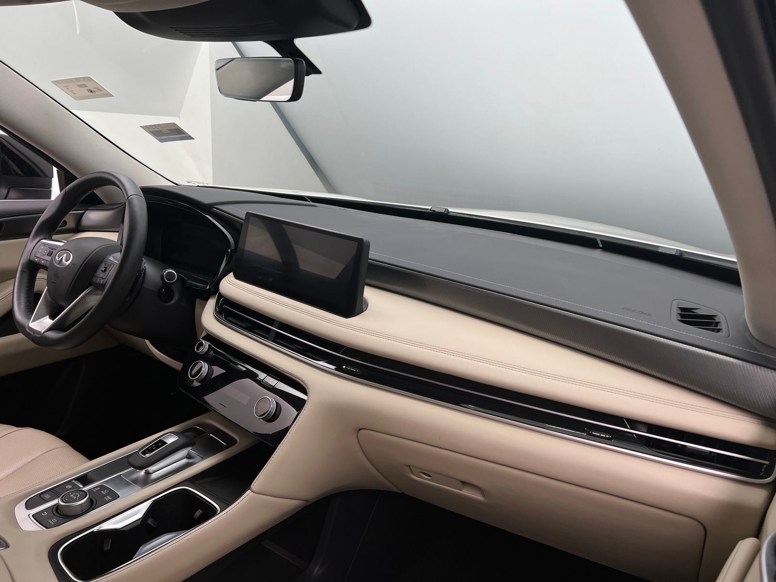 Thumbnail: 2024 INFINITI QX60 - 2