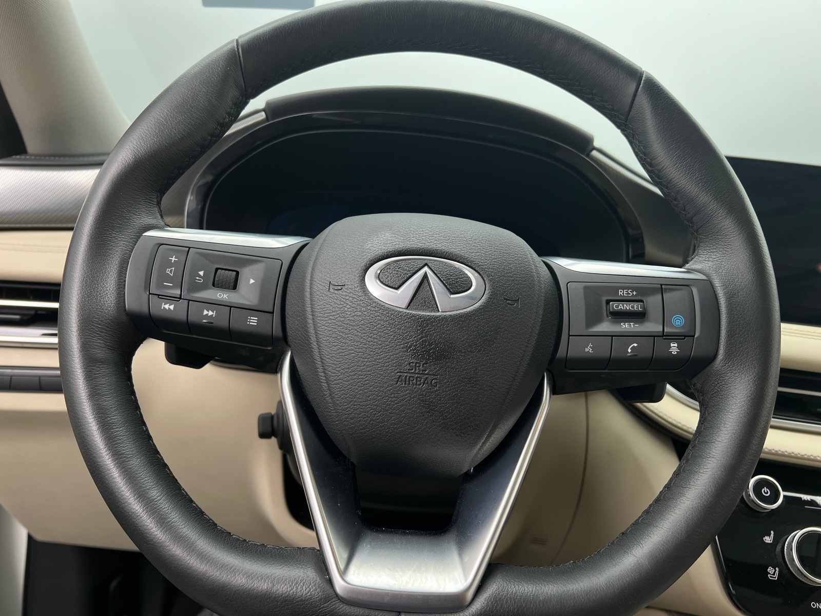 Thumbnail: 2024 INFINITI QX60 - 4