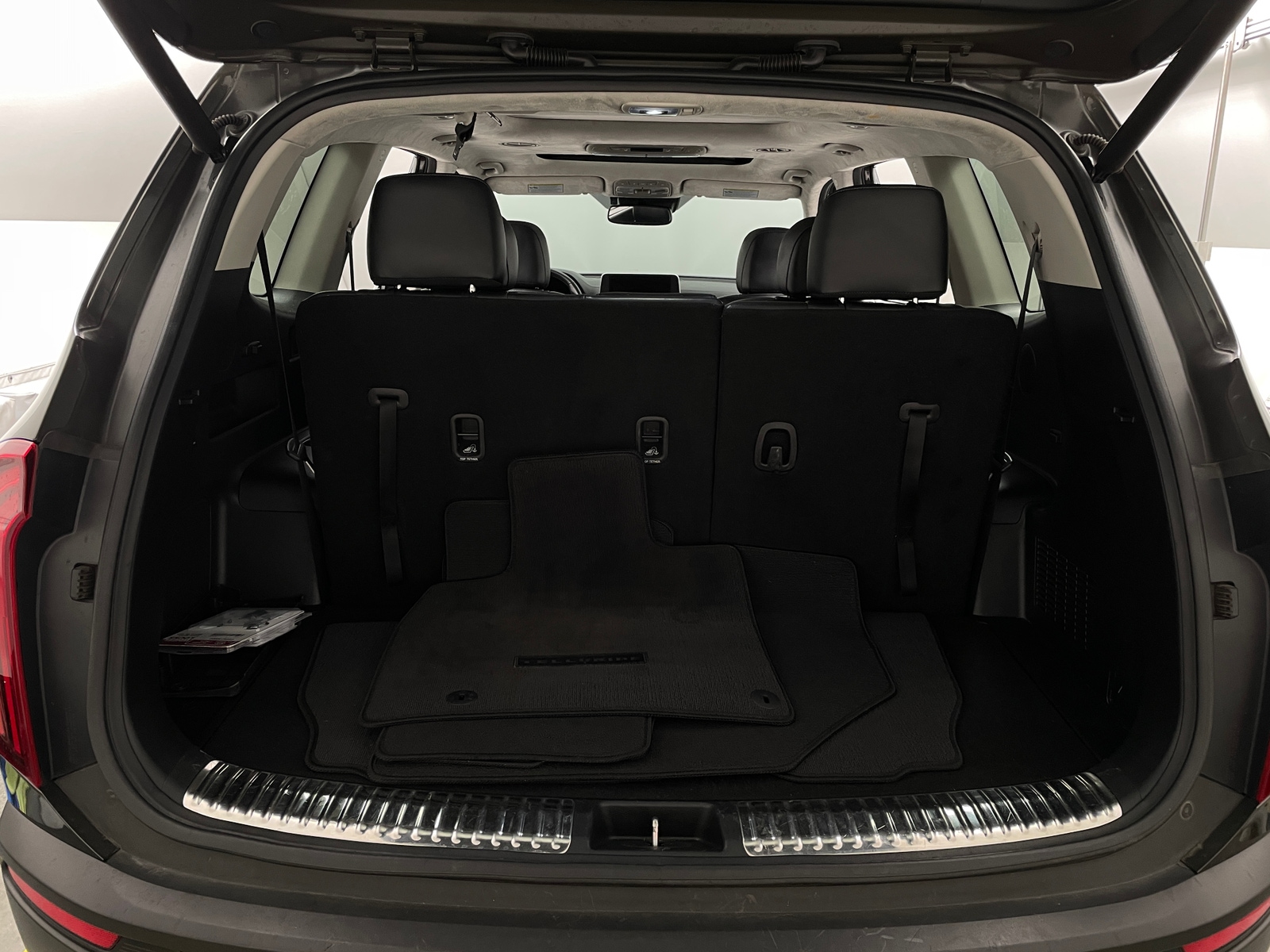 Thumbnail: 2020 Kia Telluride - 6