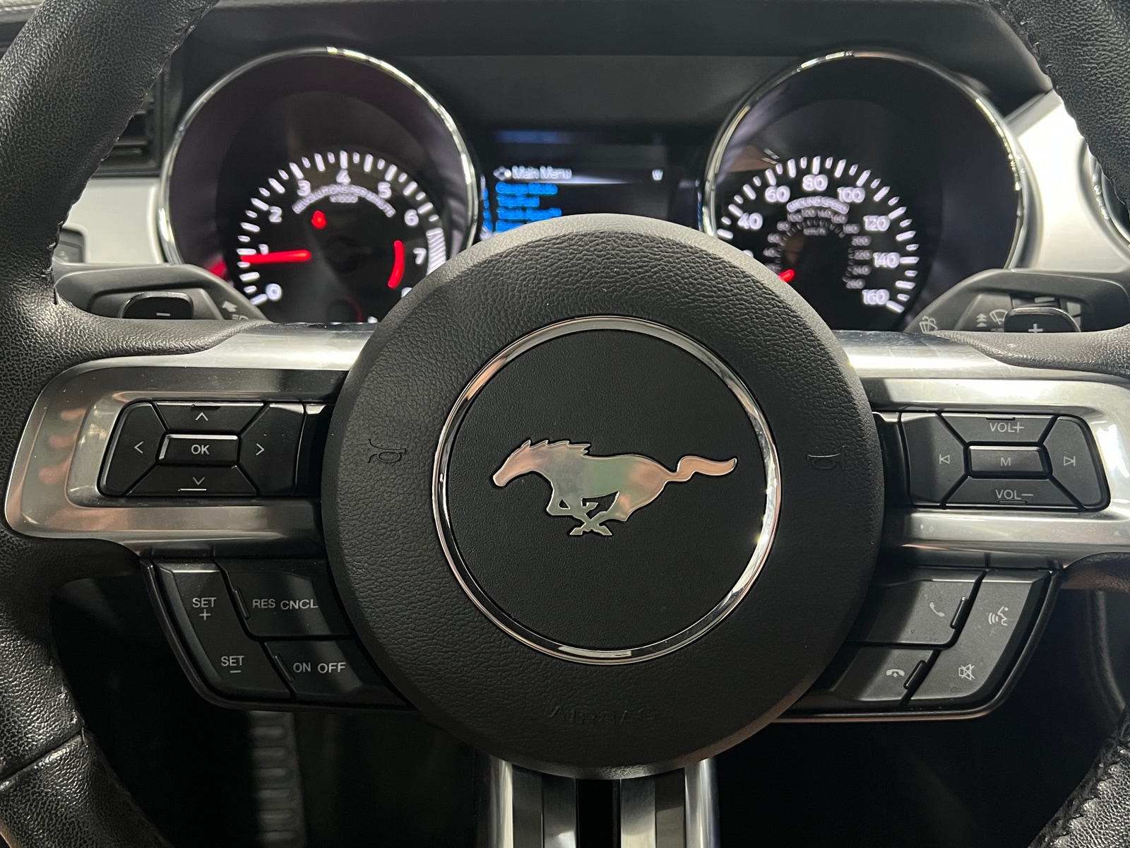 Thumbnail: 2017 Ford Mustang - 4