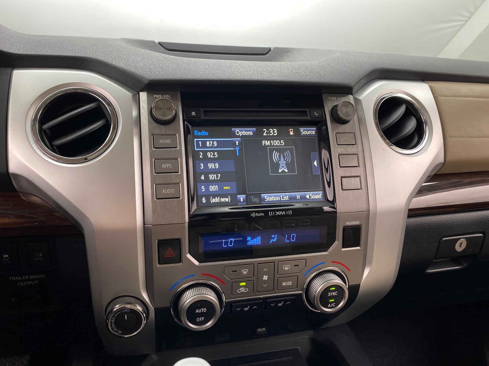 Thumbnail: 2016 Toyota Tundra - 3