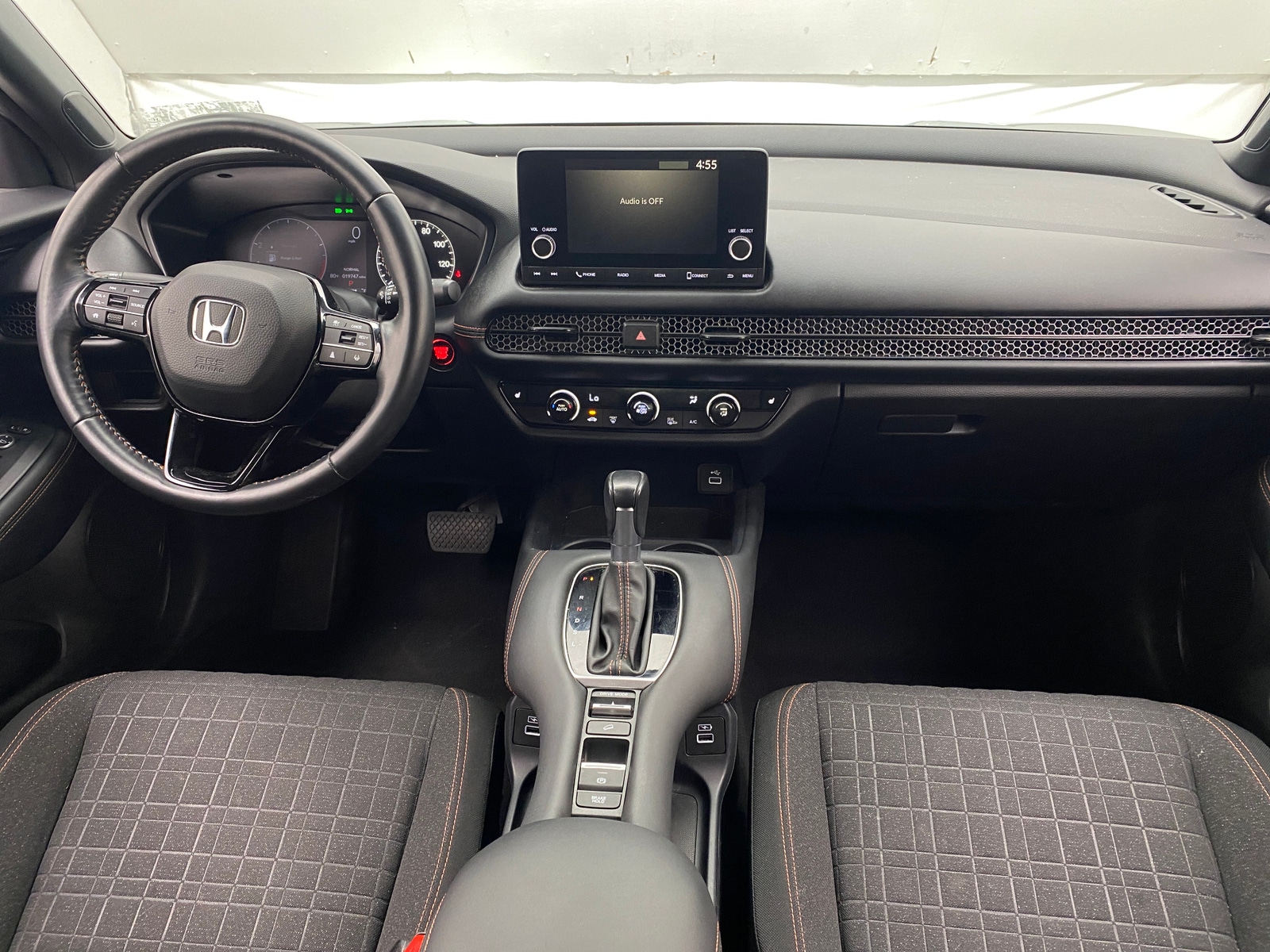Thumbnail: 2023 Honda HR-V - 3
